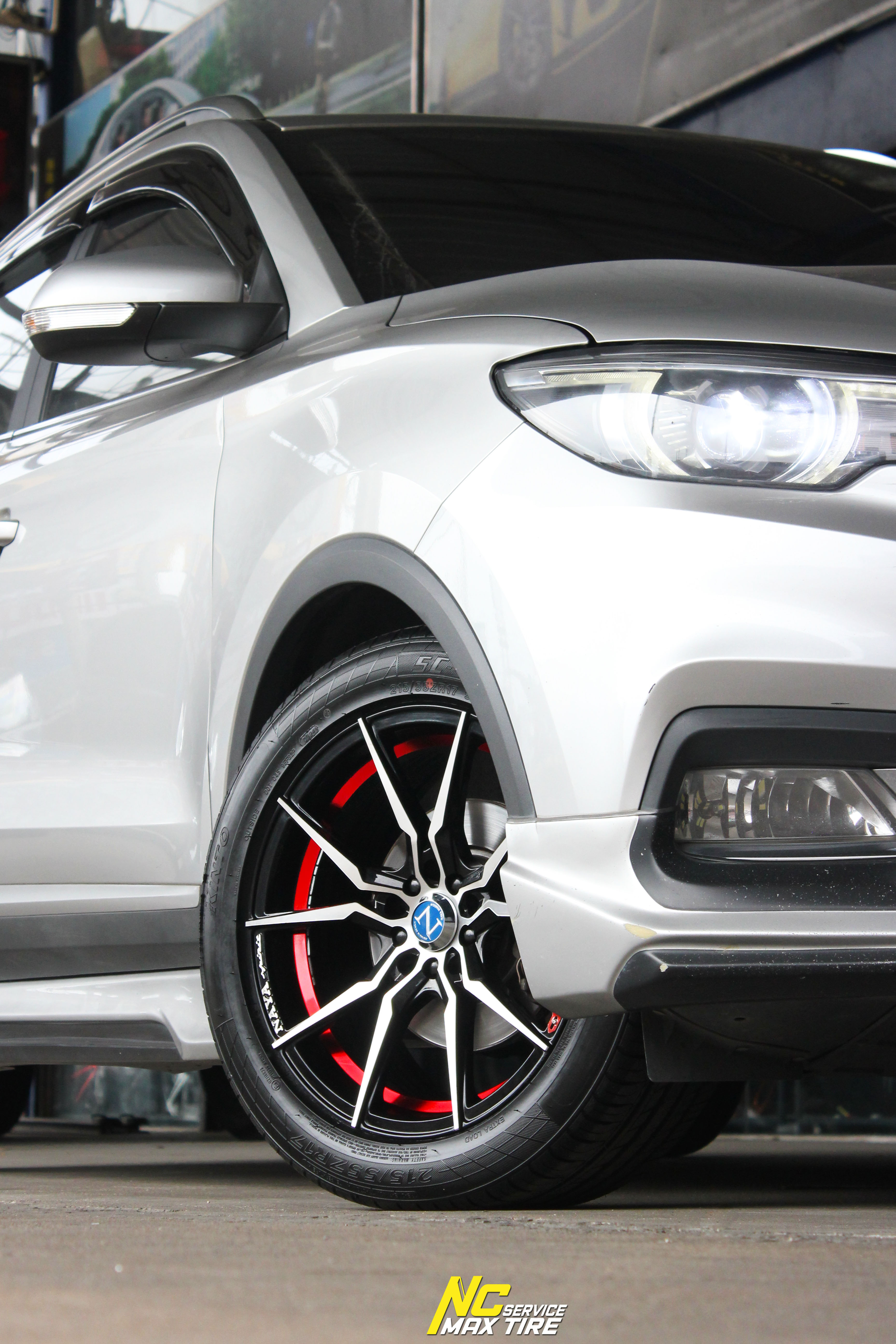 MG / ZS / ล้อแม็กขอบ17 / Cosmis / NAYA / Everest-2 Premium / 17X7.5 10H100/114.3 ET30 / ล้อแม็กสีหน้าเงาร่องดำท้องแดงกลึงตัวหนังสือ / ล้อแม็กสำหรับรถเก๋งซีดานทุกรุ่น / ล้อแม็กสวยๆ / NC