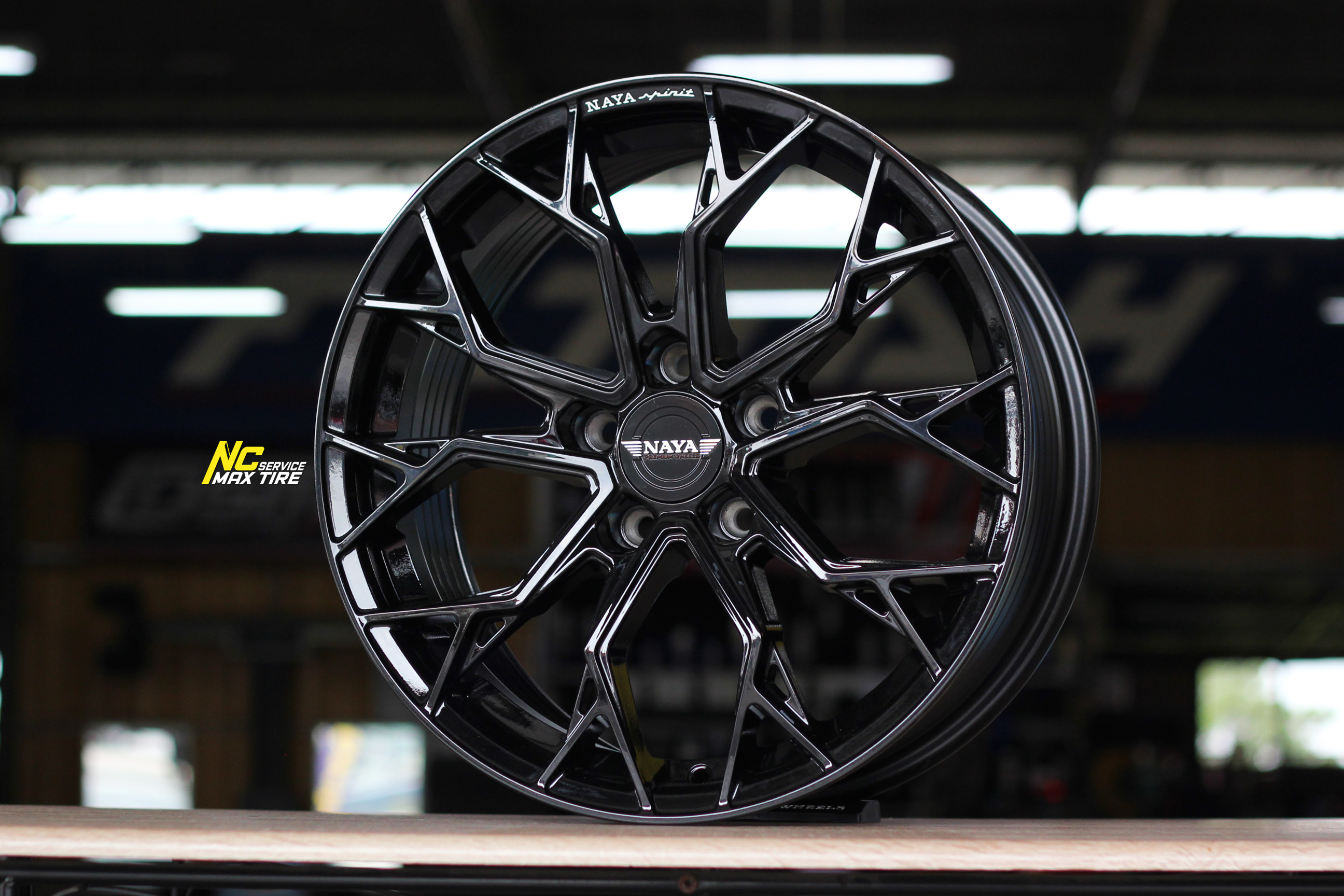 ล้อแม็กขอบ17 / Cosmis / NAYA / Alpha-3 / ล้อแม็กสีดำเงาทั้งวง / 17x7.0 5H112/114 ET40 / NC / PP / เก๋ง5รู