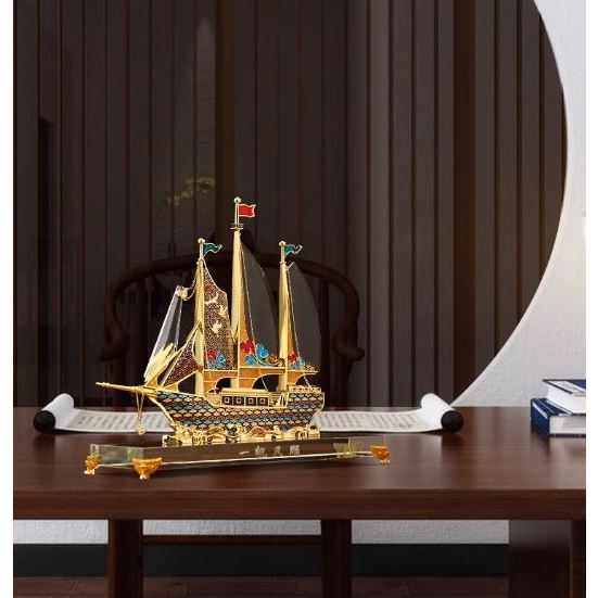 CT193B131 HAOYUN โมเดลเรือใบ เรือใบ ของขวัญขึ้นบ้านใหม่ โมเดลพร้อมกล่องของขวัญ