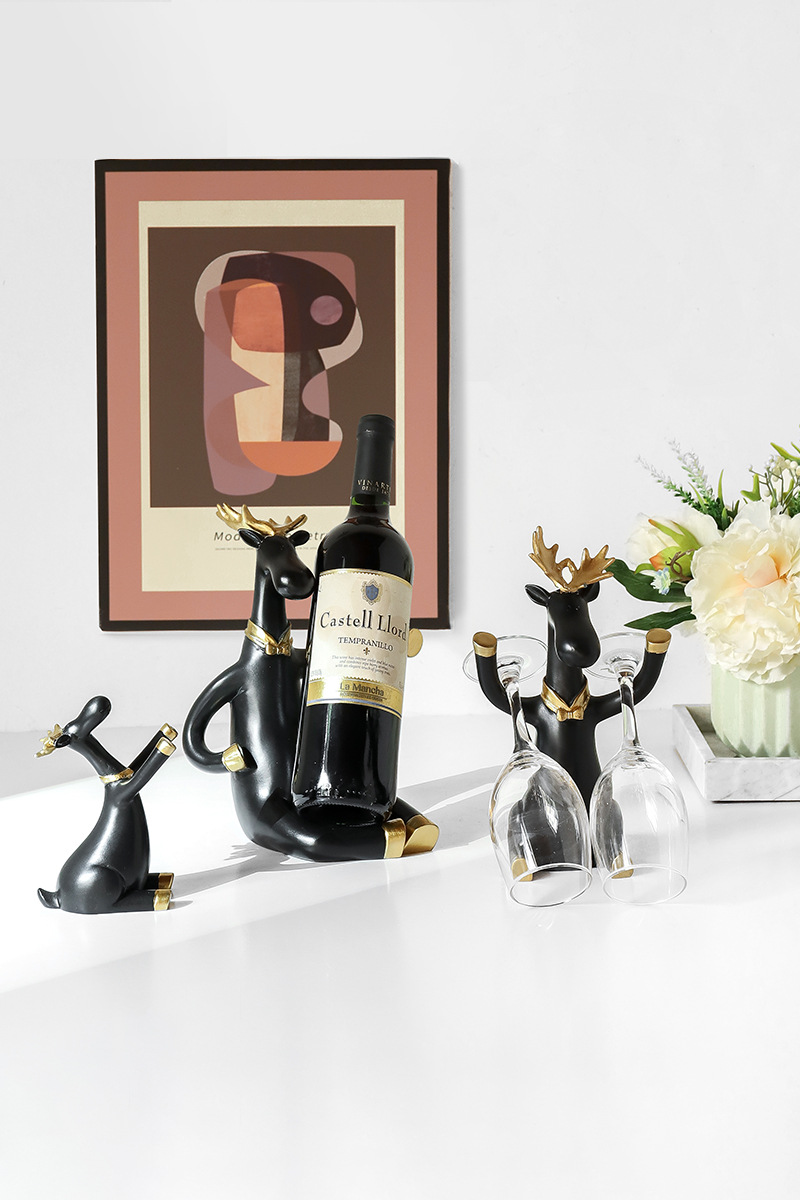 C1009B018 FAMITOSS กวางตกแต่งบ้าน โมเดิร์น นอร์ดิก ของขวัญเพื่อคนพิเศษ ของแต่งห้อง กวางเรซิน กวางตั้งโต๊ะ กวาง ของขวัญ