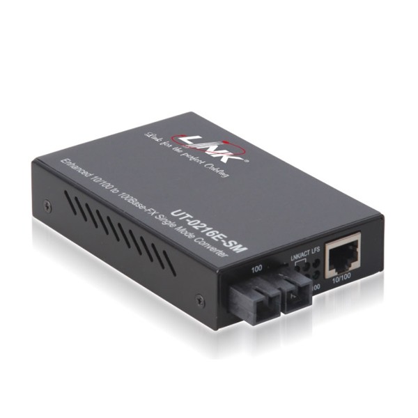UT-0216E 10/100 ENHANCE CONVERTER, SC (MM) w/AC Adapter 2 km