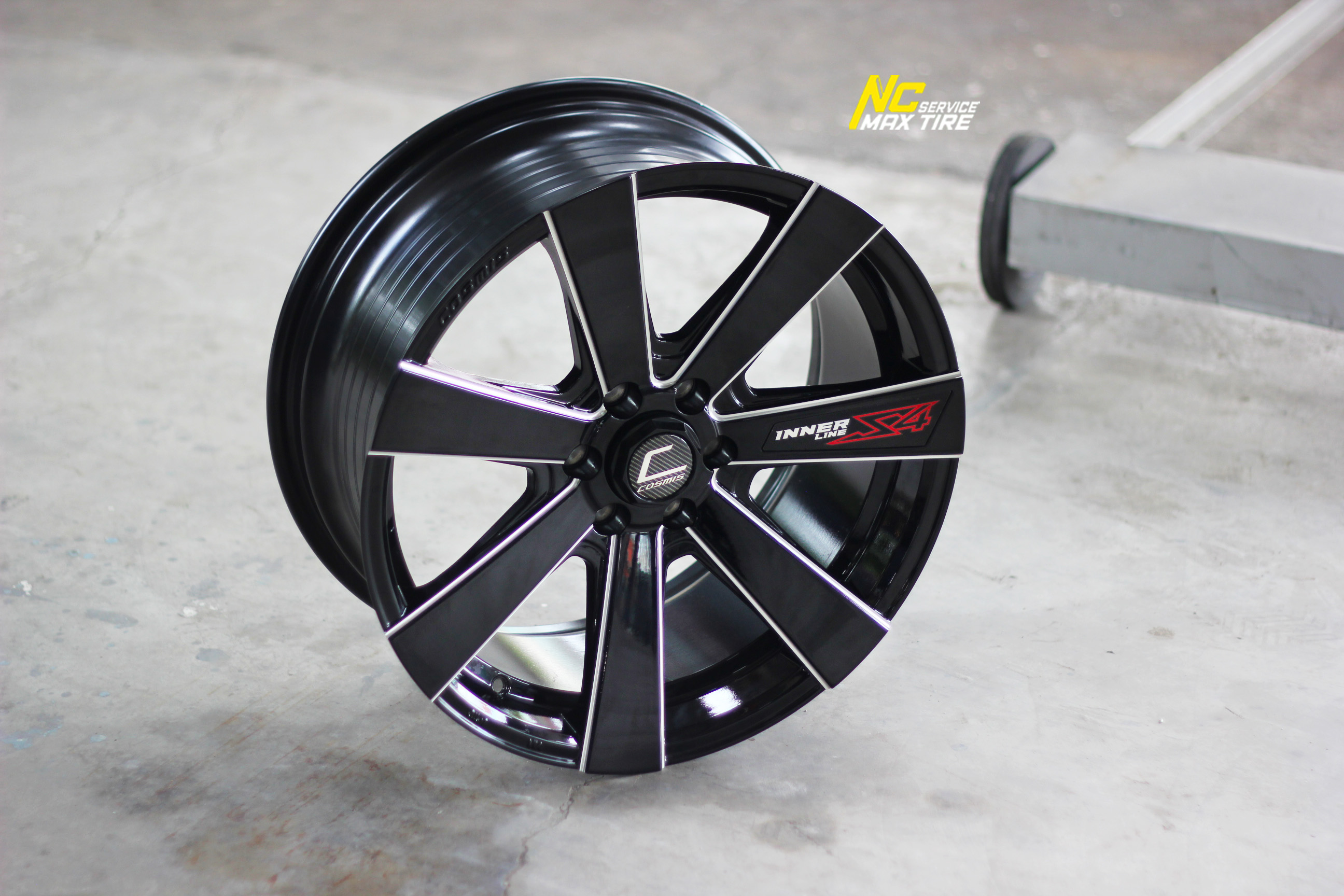ล้อแม็กขอบ18 / Cosmis / Innerline / S4 / 7 ก้านทรงใบพัด / ExtendTech / ล้อแม็กสีดำเงาทั้งวง / CNCข้างก้าน / 18×8.5 6H114.3 ET35