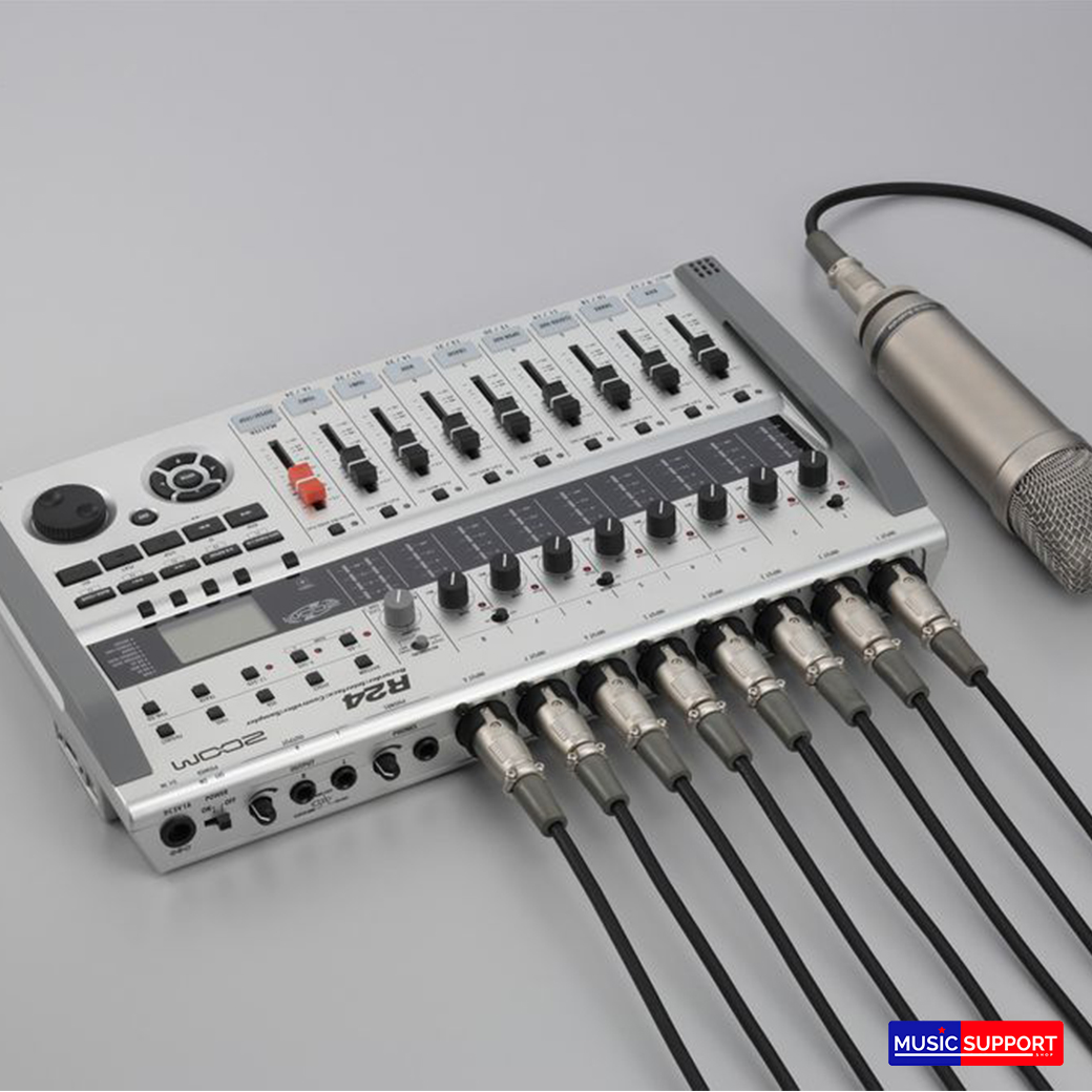 Zoom R-24 Recorder