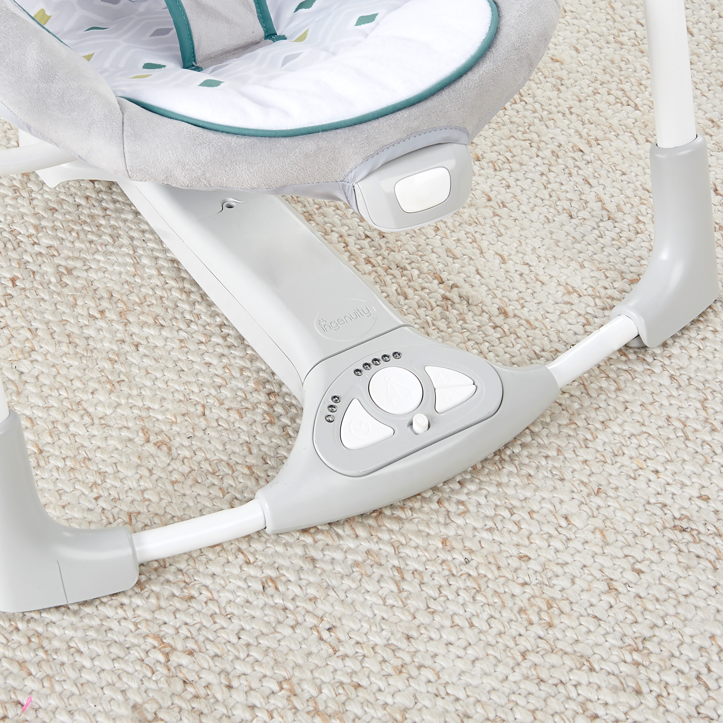 Ingenuity Convertme Swing 2 Seat - Nash เปลสวิง เปลไกว มีระบบสั่นในตัว