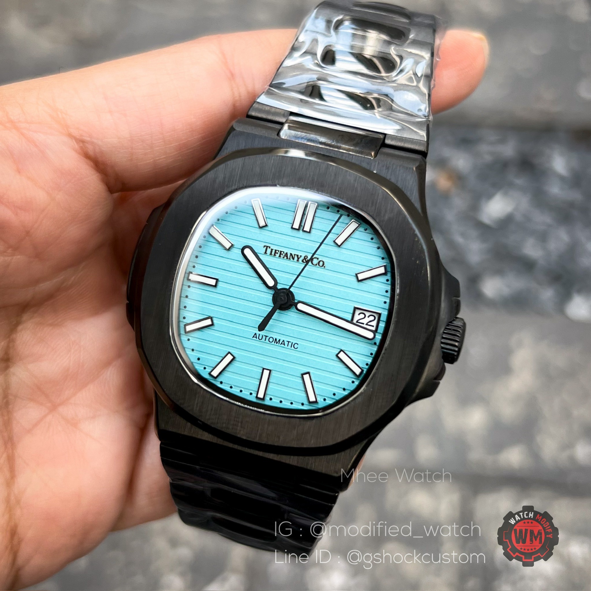 Seikomod Nautilus Black Tiffany Edition with Open Back Case