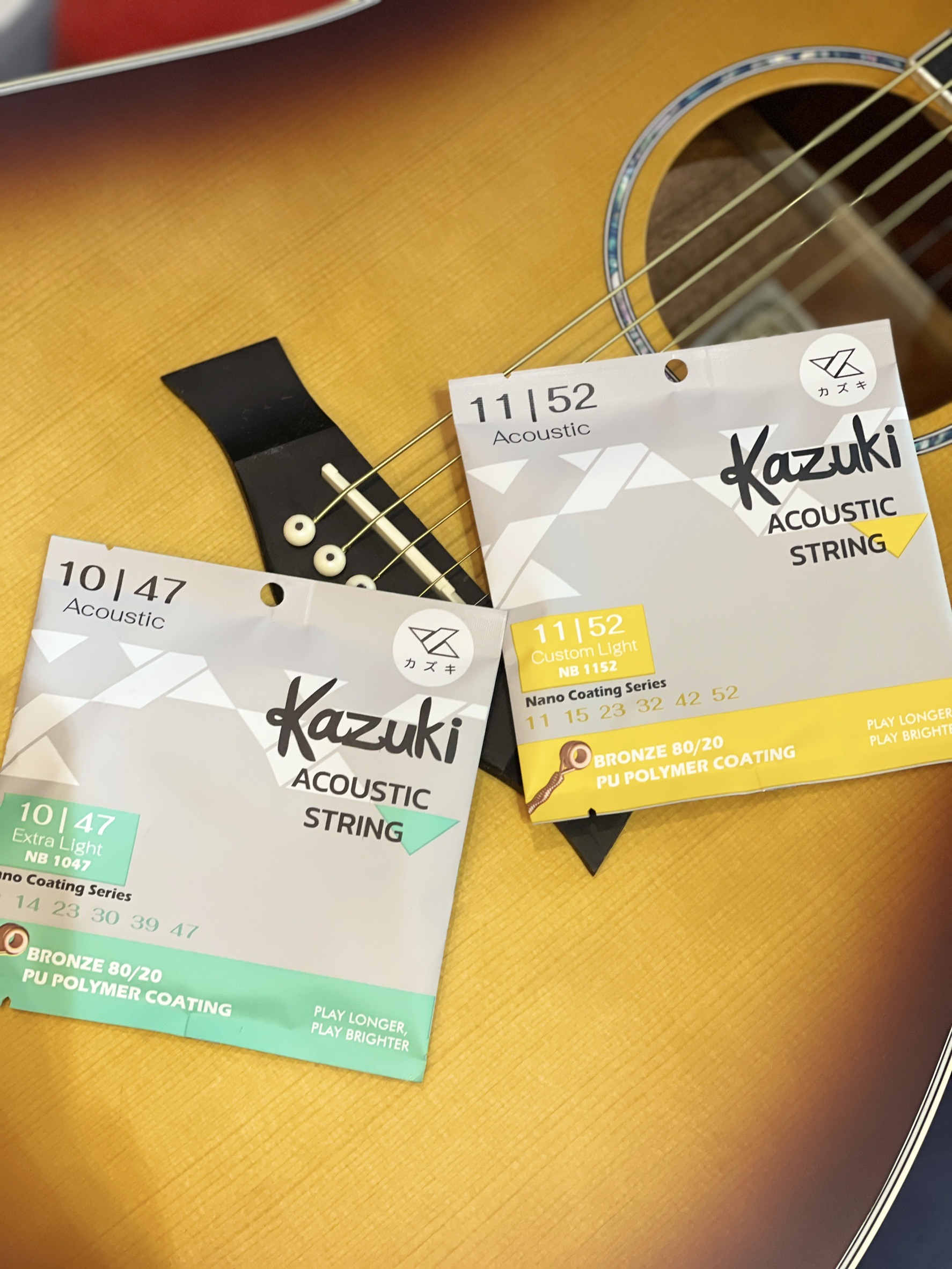 สายกีตาร์โปร่งครบชุด Kazuki Nano Coating Bronze 80/20 10-47 11-52 สายกีตาร์โปร่ง Kazuki เคลือบนาโน Acoustic Guitar Strings