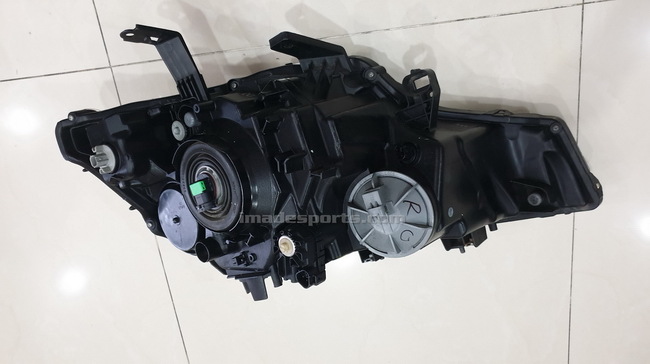 โคมไฟหน้า Honda STEP WGN SPADA