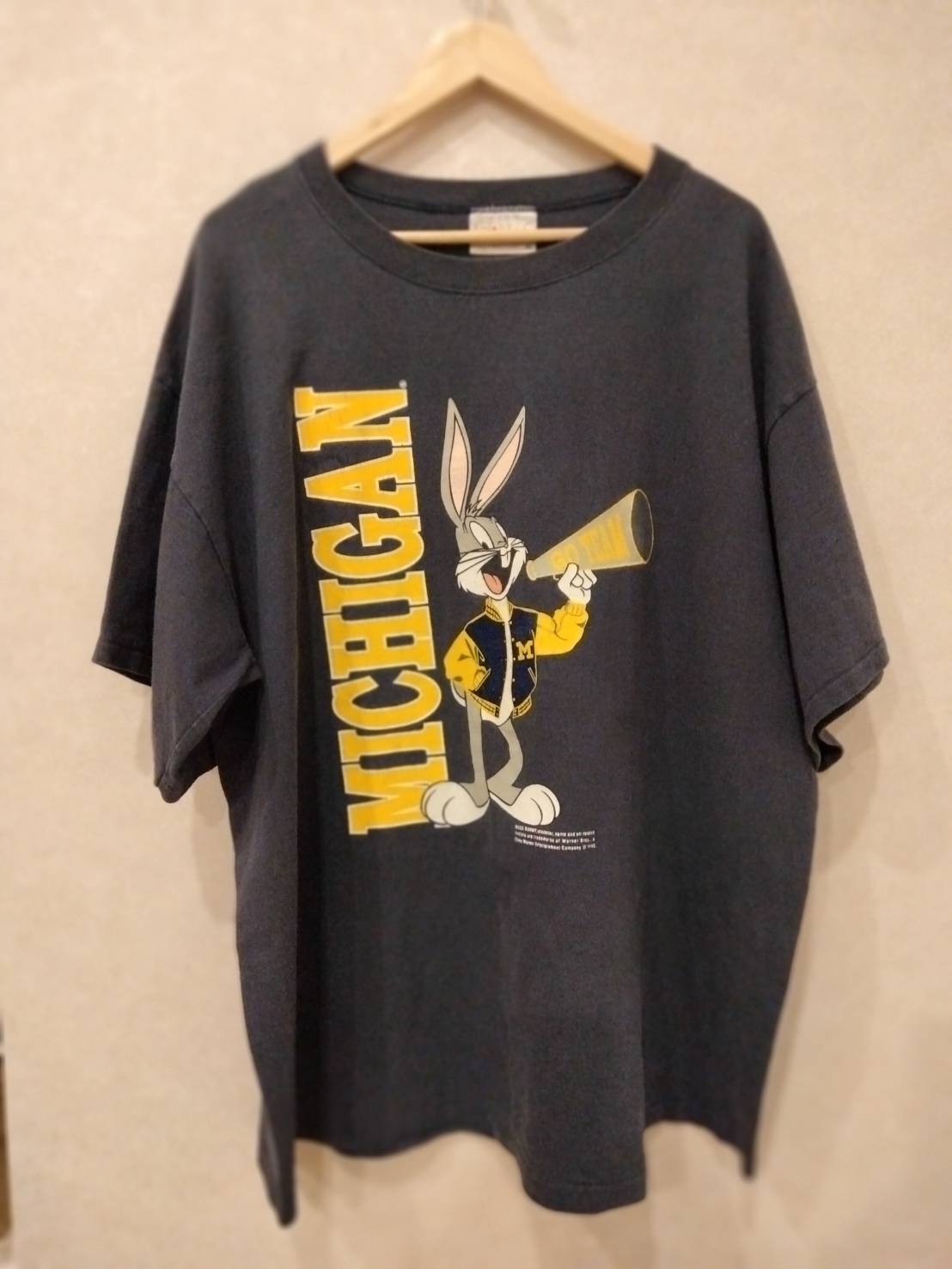 เสื้อยืดวินเทจ เสื้อยืดการ์ตูนบักส์ บันนี สีเฟด ตอกปี 1993 ลิขสิทธิ์แท้