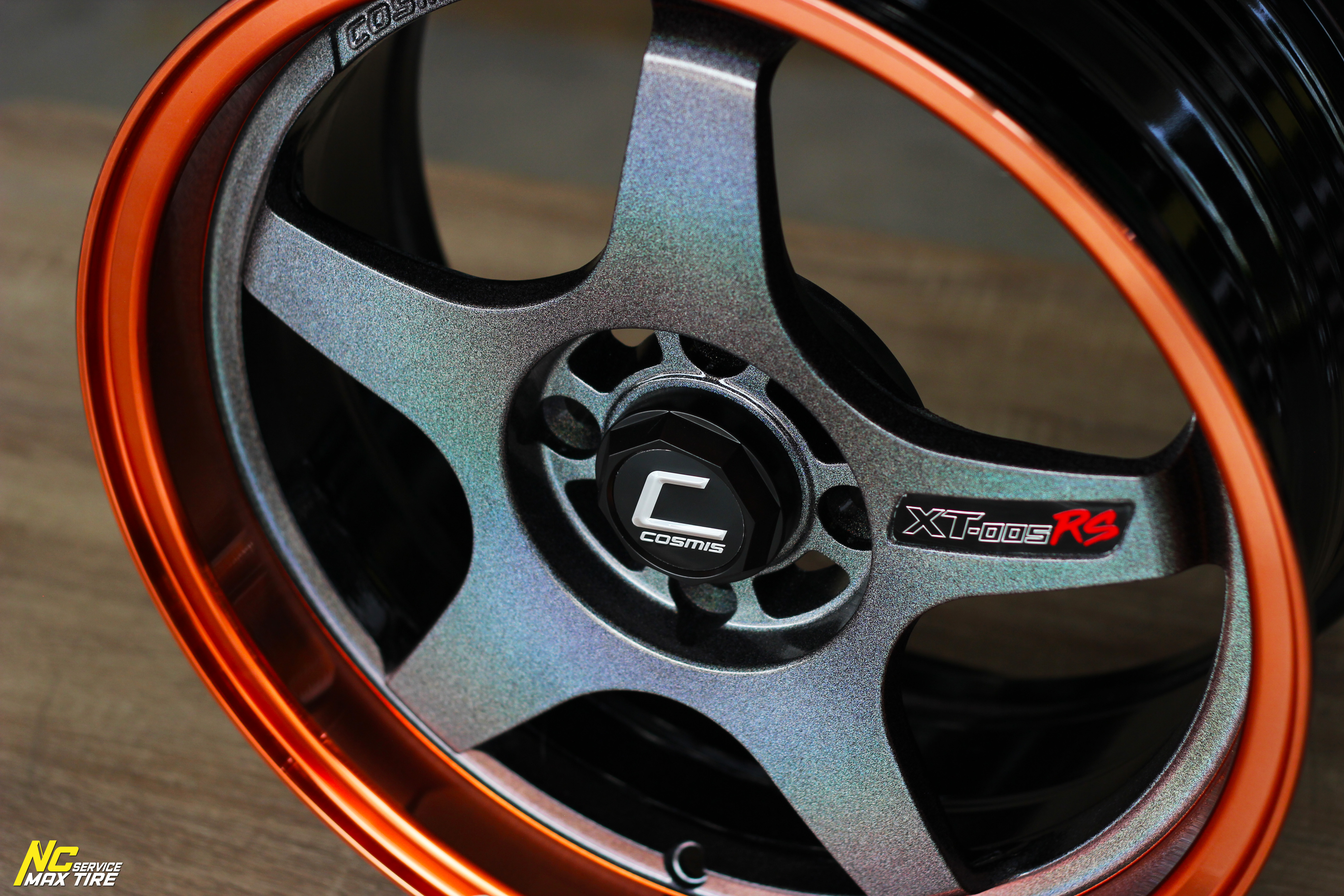 ล้อแม็กขอบ15 / Cosmis / XT-005RS / ล้อแม็กสีพิเศษ / Custom Color / 15x7.0 4H100 ET35 / Power Silver Black / Orange Gold