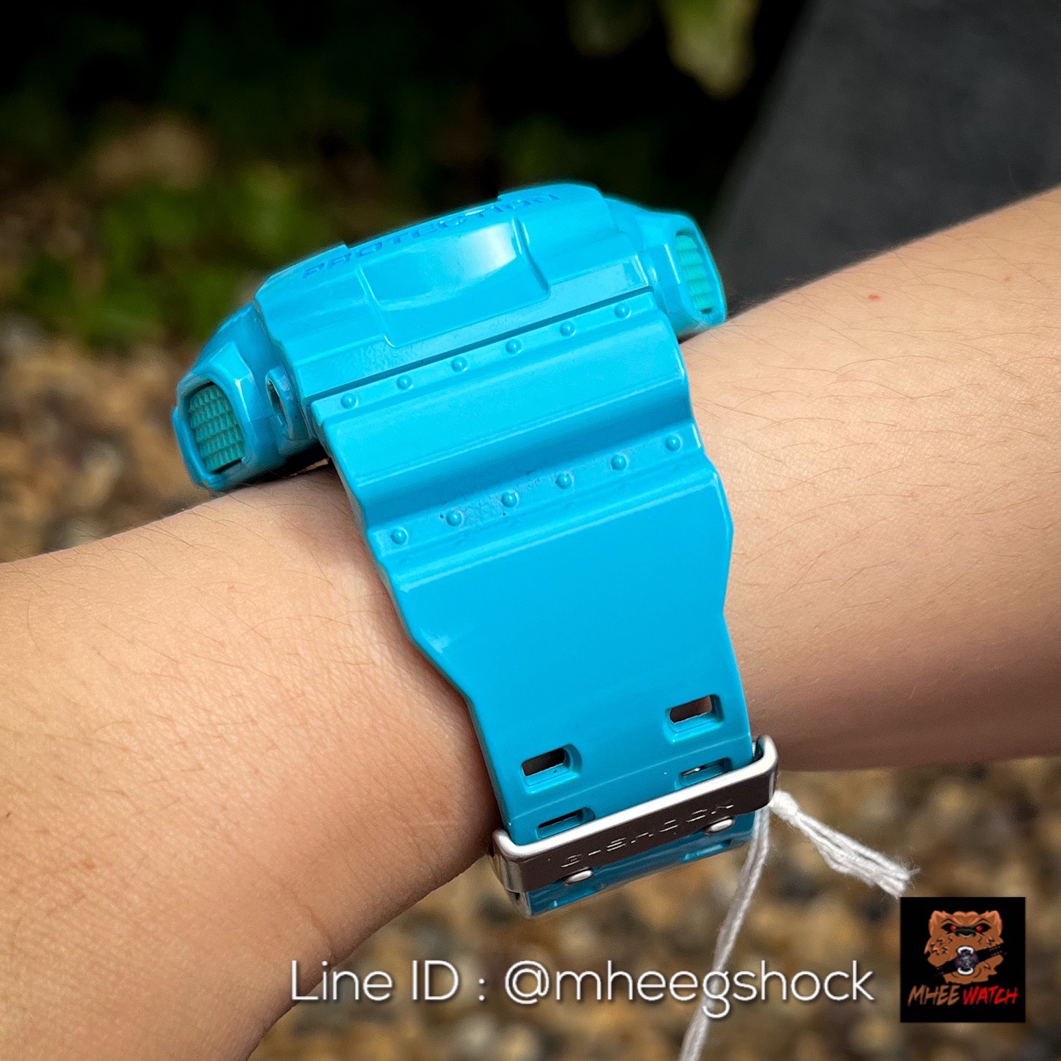 GA-110B-2JF Hyper Colors ブルーモデル G-SHOCK 【公式通販】
