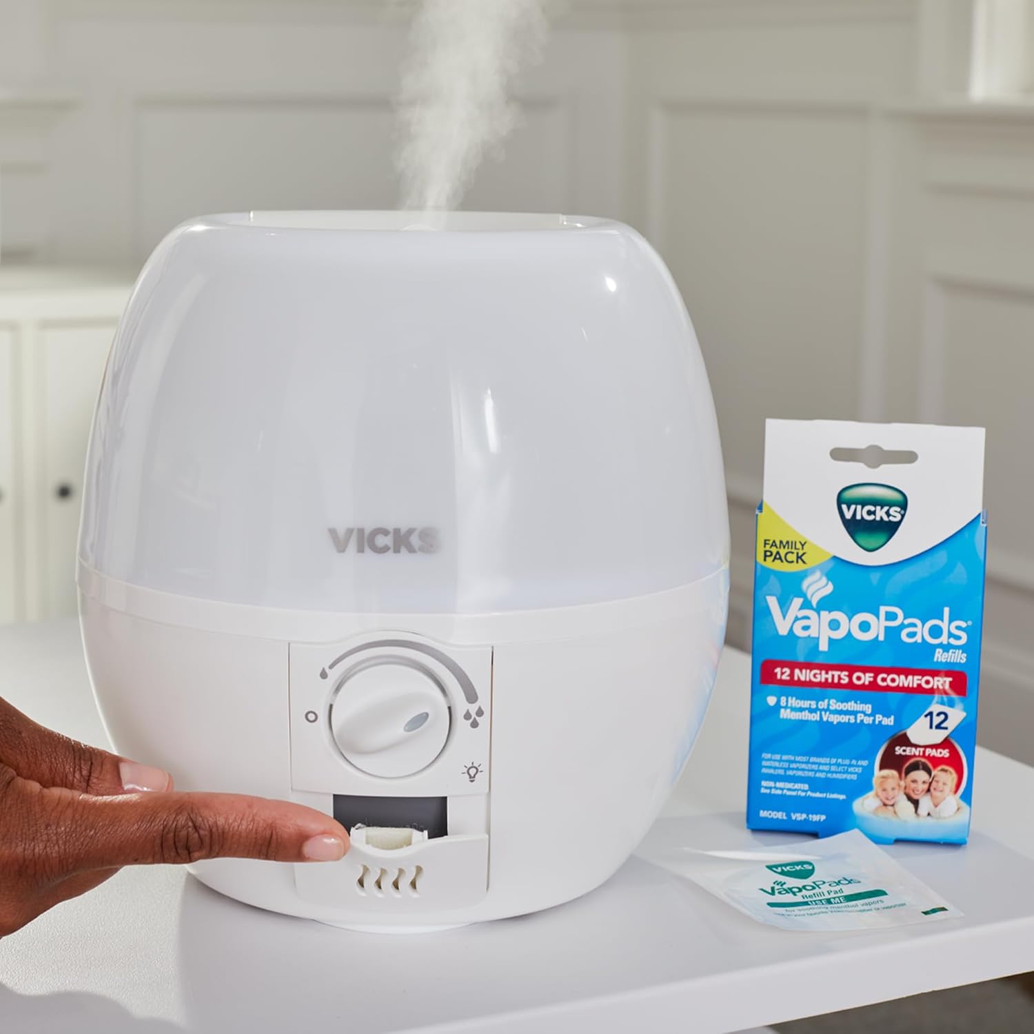 Vicks 3-in-1 SleepyTime Humidifier with Night-Light เครื่องพ่นวิค มีไฟ พร้อมที่แปลงไฟ