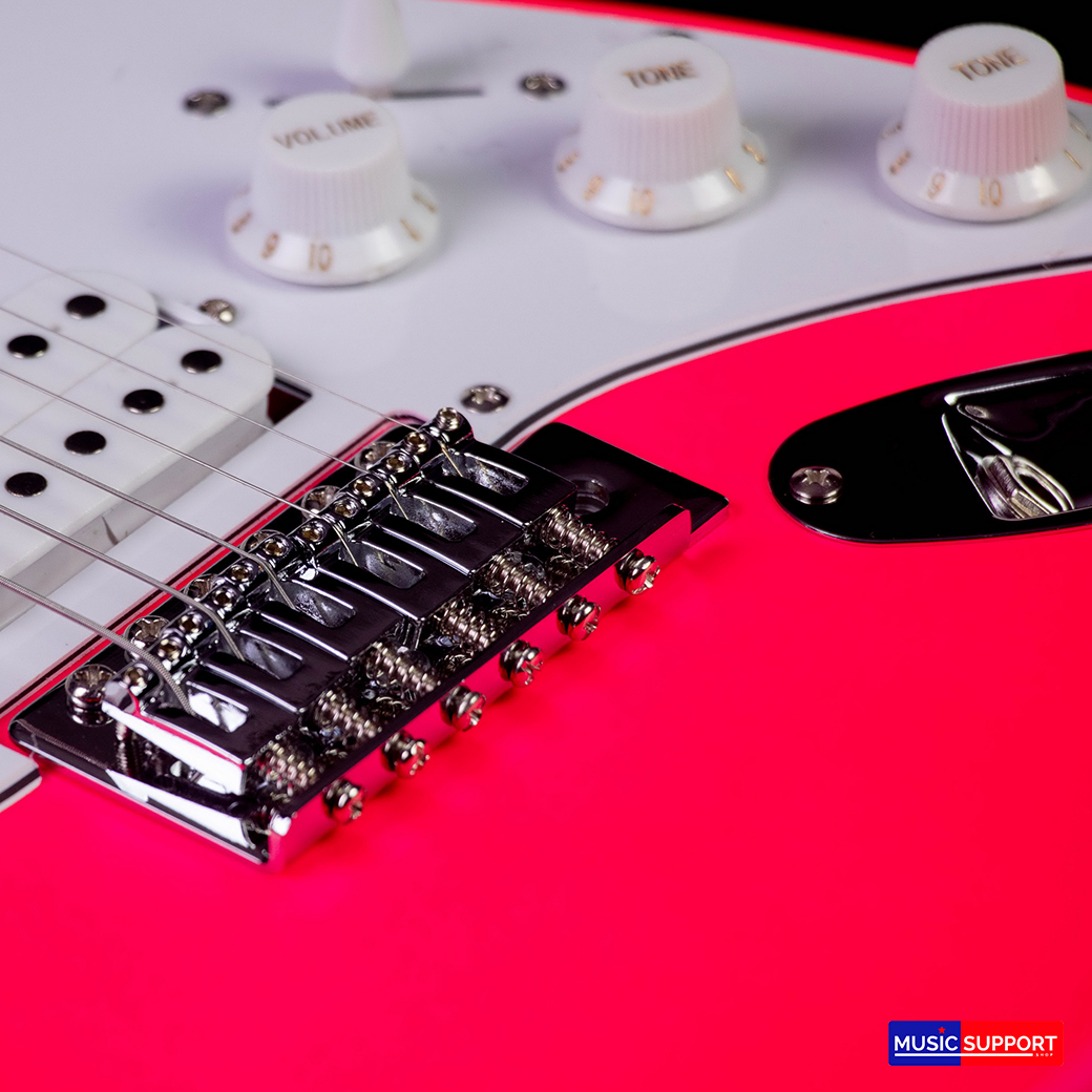 Kazuki Neon Mini ST สี Neon Pink กีตาร์ไฟฟ้า