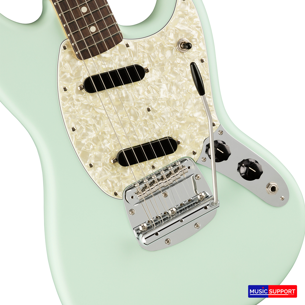 กีตาร์ไฟฟ้า Fender American Performer Mustang RW