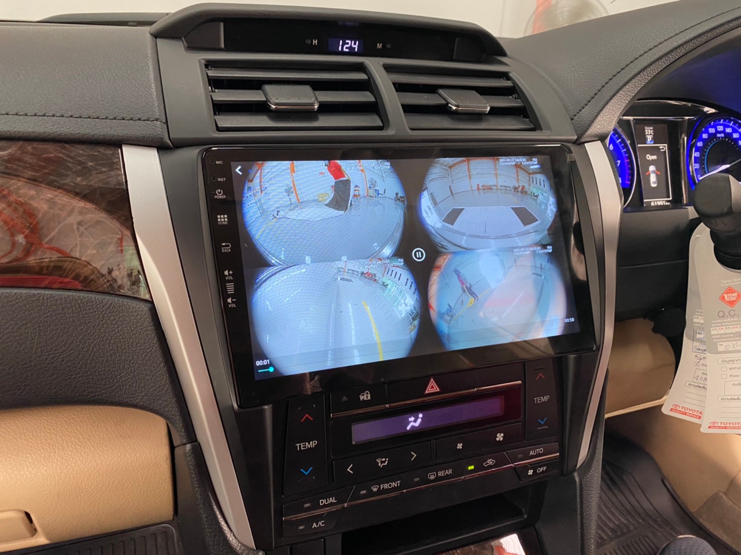 งานติดตั่้ง Toyota Camry 2016 กับจอและกล้องรอบคัน 360 ของ HDM 3D PRO+