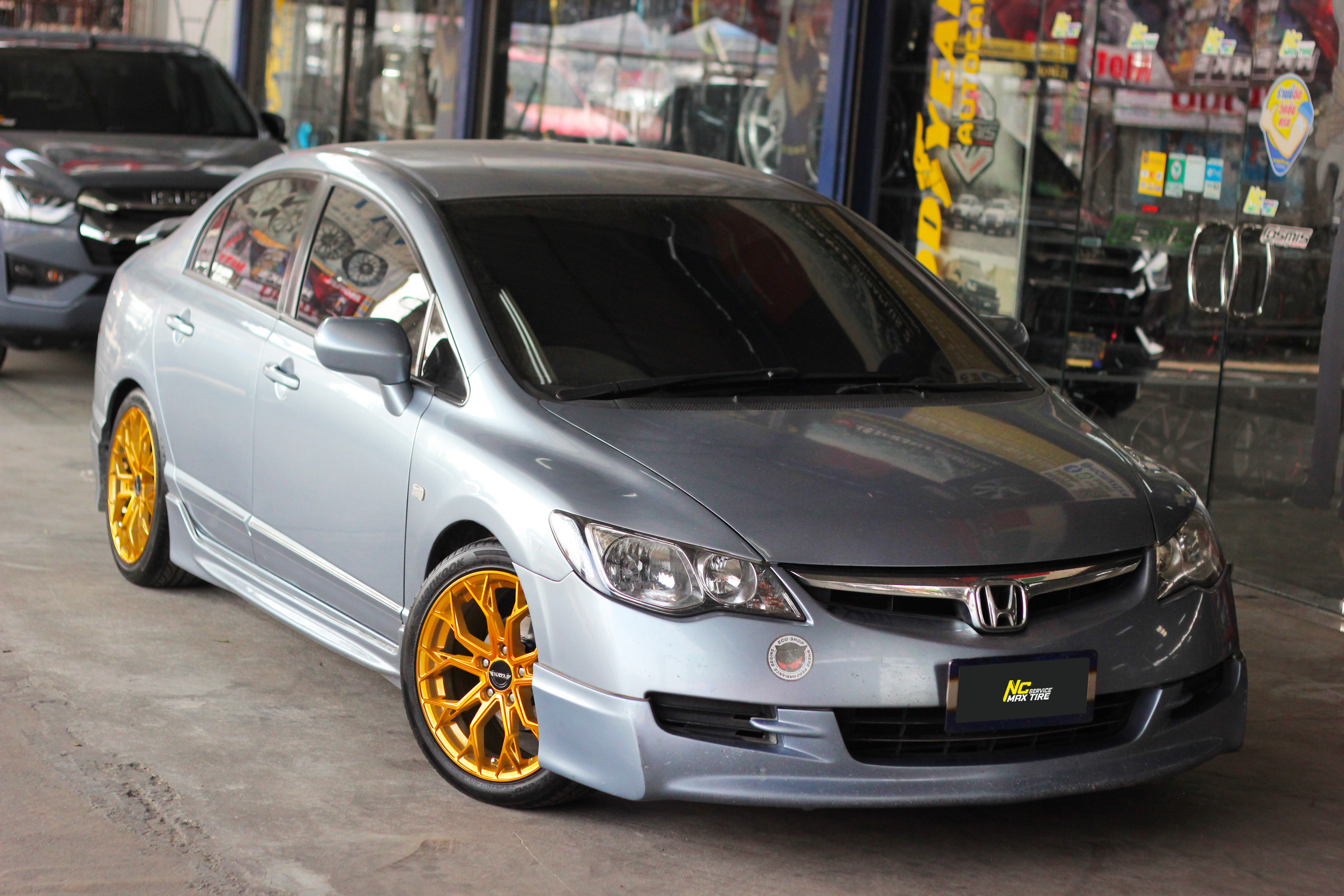 Honda Civic / NAYA ALPHA-3 / 17x7.5 5H114.3 ET40 / ล้อแม็กสีทองทั้งวง / Custom Color / ล้อแม็กขอบ17