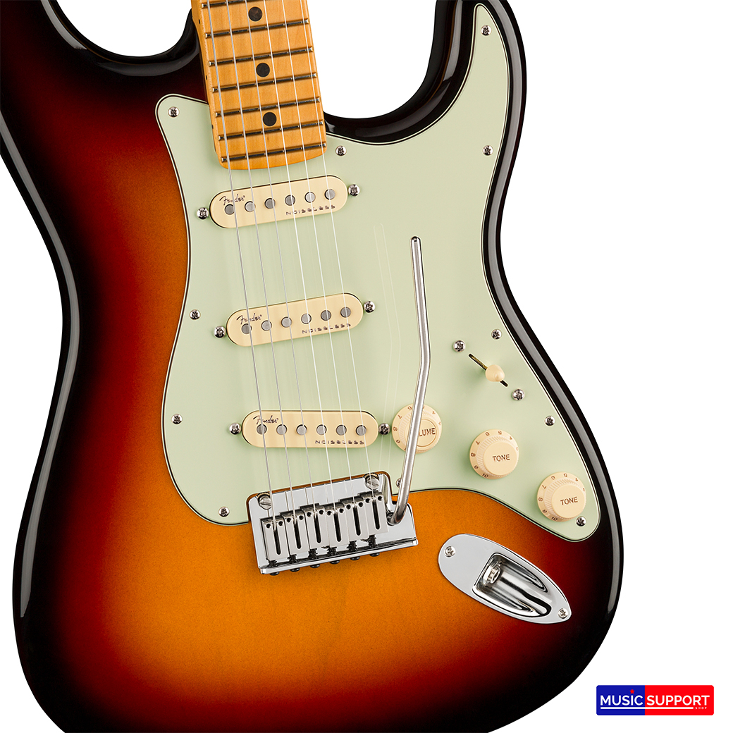 กีตาร์ไฟฟ้า Fender American Ultra Stratocaster MN