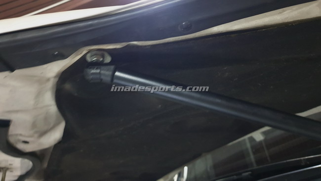 โช๊คอัพเปิดฝากระโปรง หน้า และ หลัง CRV G3 2007-2012