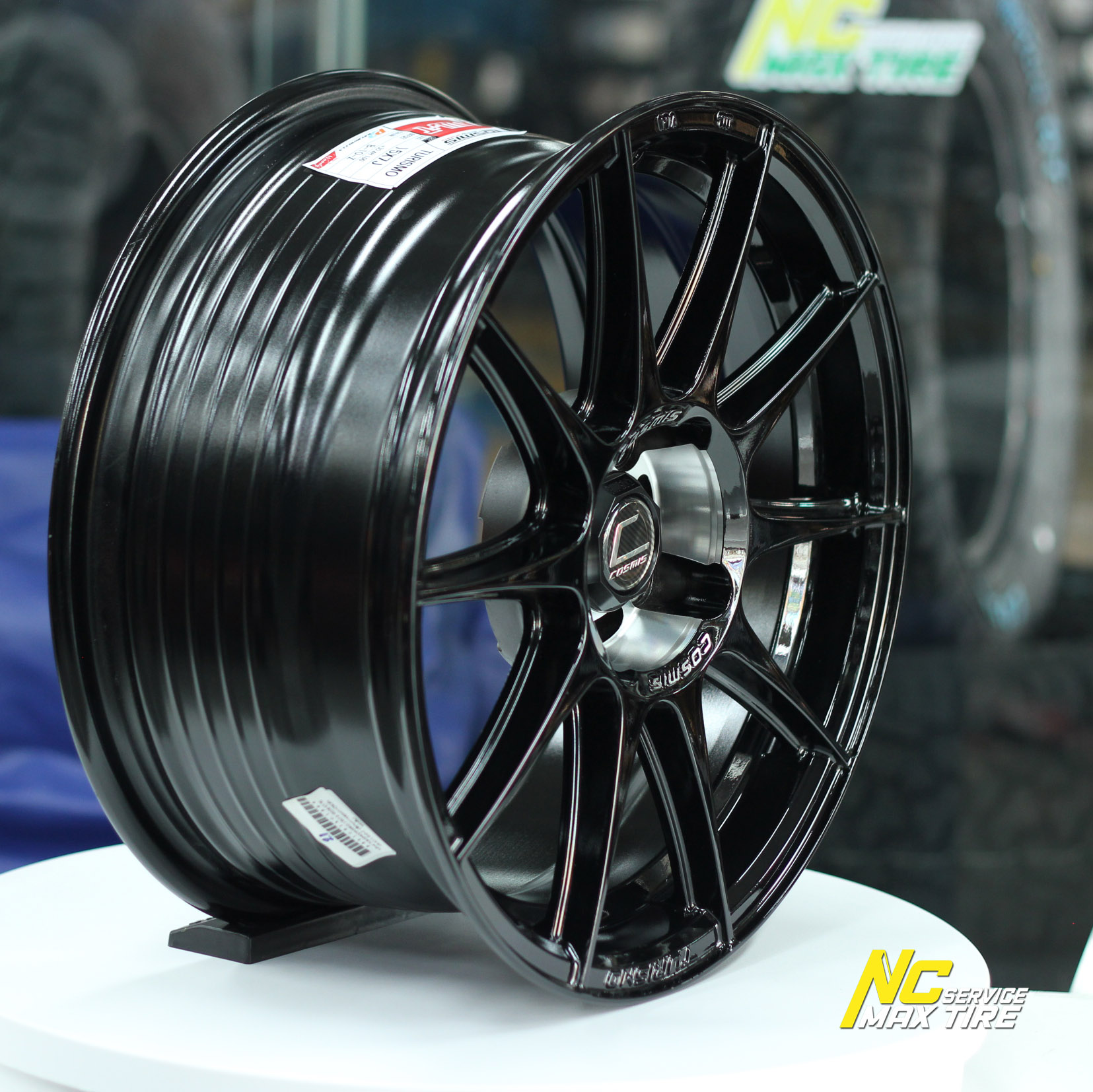 ล้อแม็กขอบ15 / Cosmis Turismo / สำหรับรถเก๋ง / สีดำหลุมเงา / 15x7.0 4H100 ET30