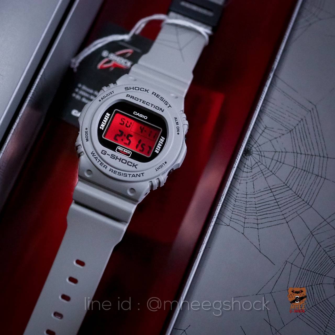 นาฬิกา Casio G-Shock × Sneaker Freaker DW-5700SF-1 35th Anniverary Collaboration Limited ของแท้ รับประกัน 1 ปี