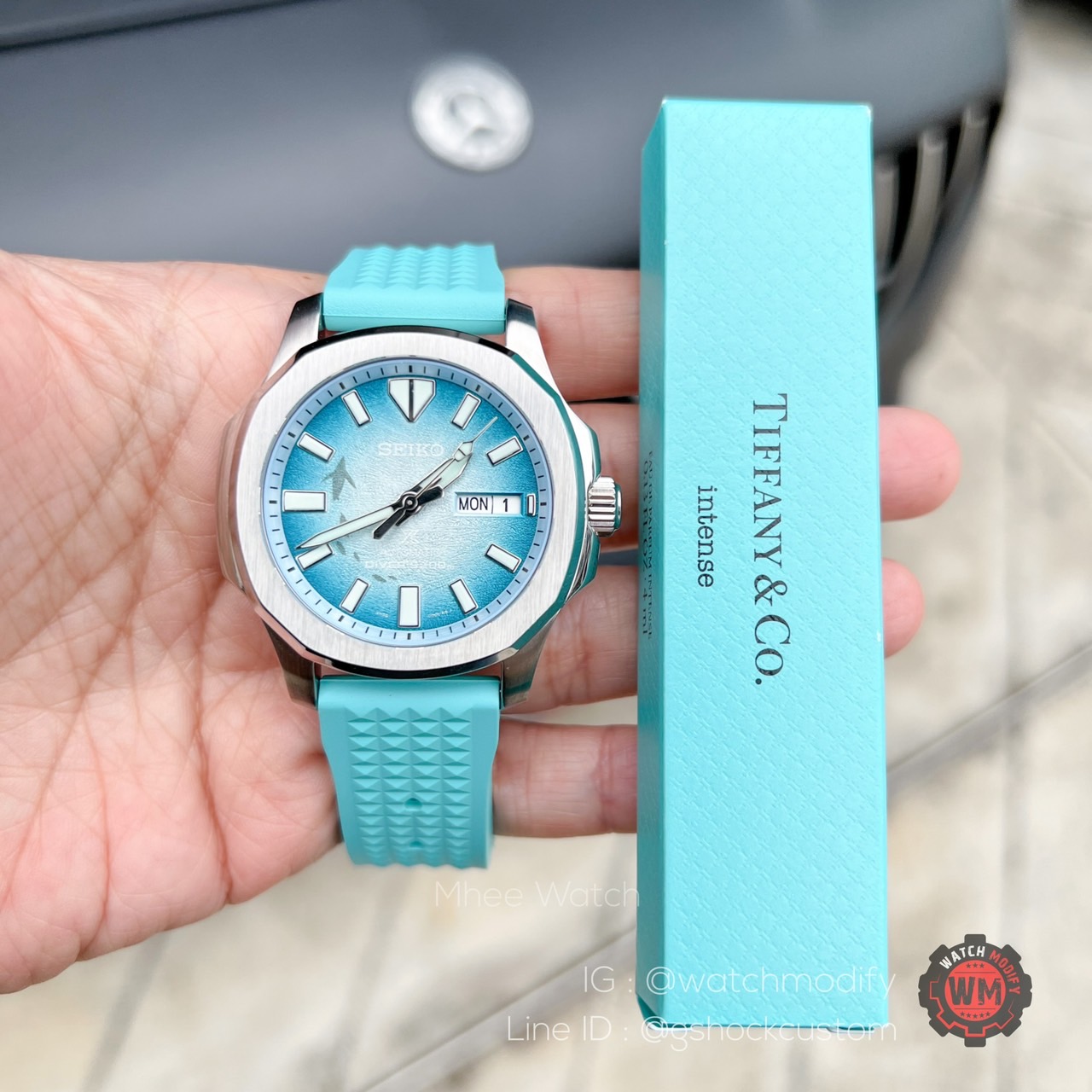 SeikoMod Aquanaut Design Special Project Tiffany Blue Color Shark Face Dial