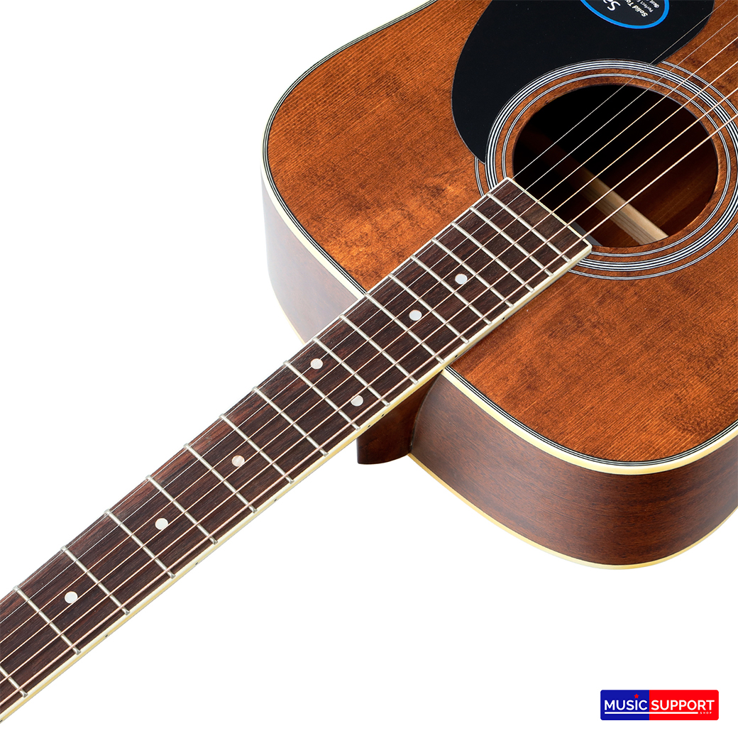 Saga SF700R Acoustic Guitar กีตาร์โปร่ง