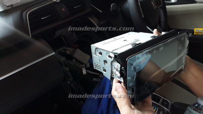 ปลั๊กปลดล็อคหน้าจอ สำหรับรถ Jazz GK