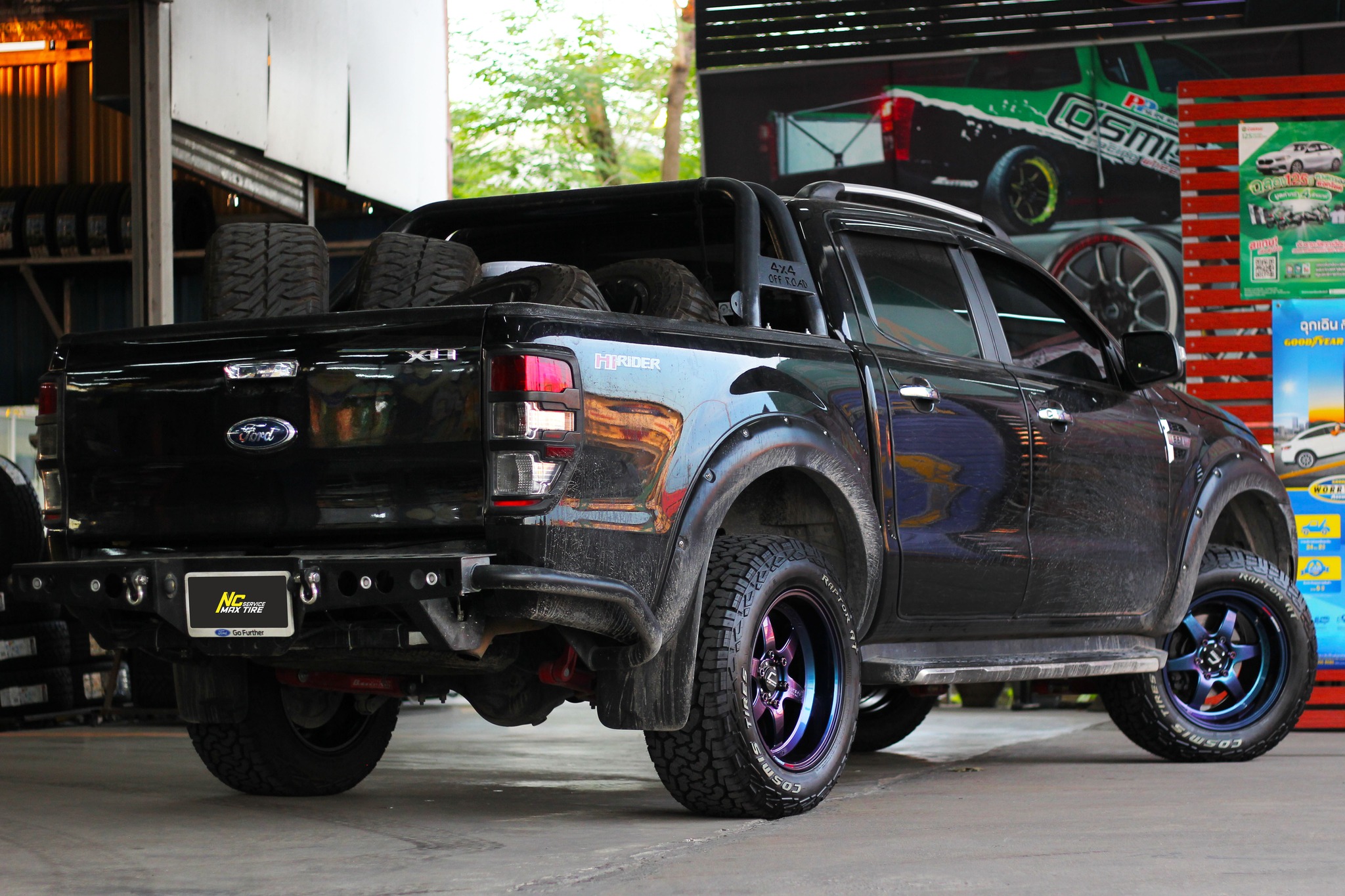 FORD RANGER / Cosmis / Type-G Racing / ล้อแม็กรถกระบะ / 18x10.5 6H139.7 ET25 / ล้อแม็กสีน้ำเงินเฉดพาวเวอร์+CNCตัวหนังสือ / Custom Color / Cosmis Raptor AT / 285/60R18 / NC