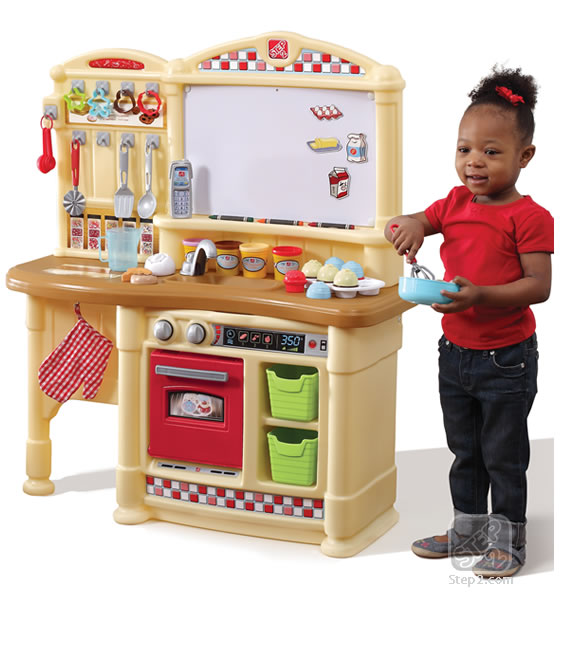Step2 Busy Bake Shop Kitchen