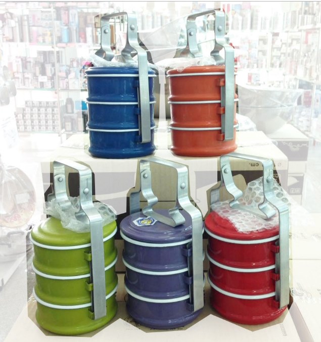 ปิ่นโตเคลือบ 3 ชั้น คละสี (โปรดระบุสี)