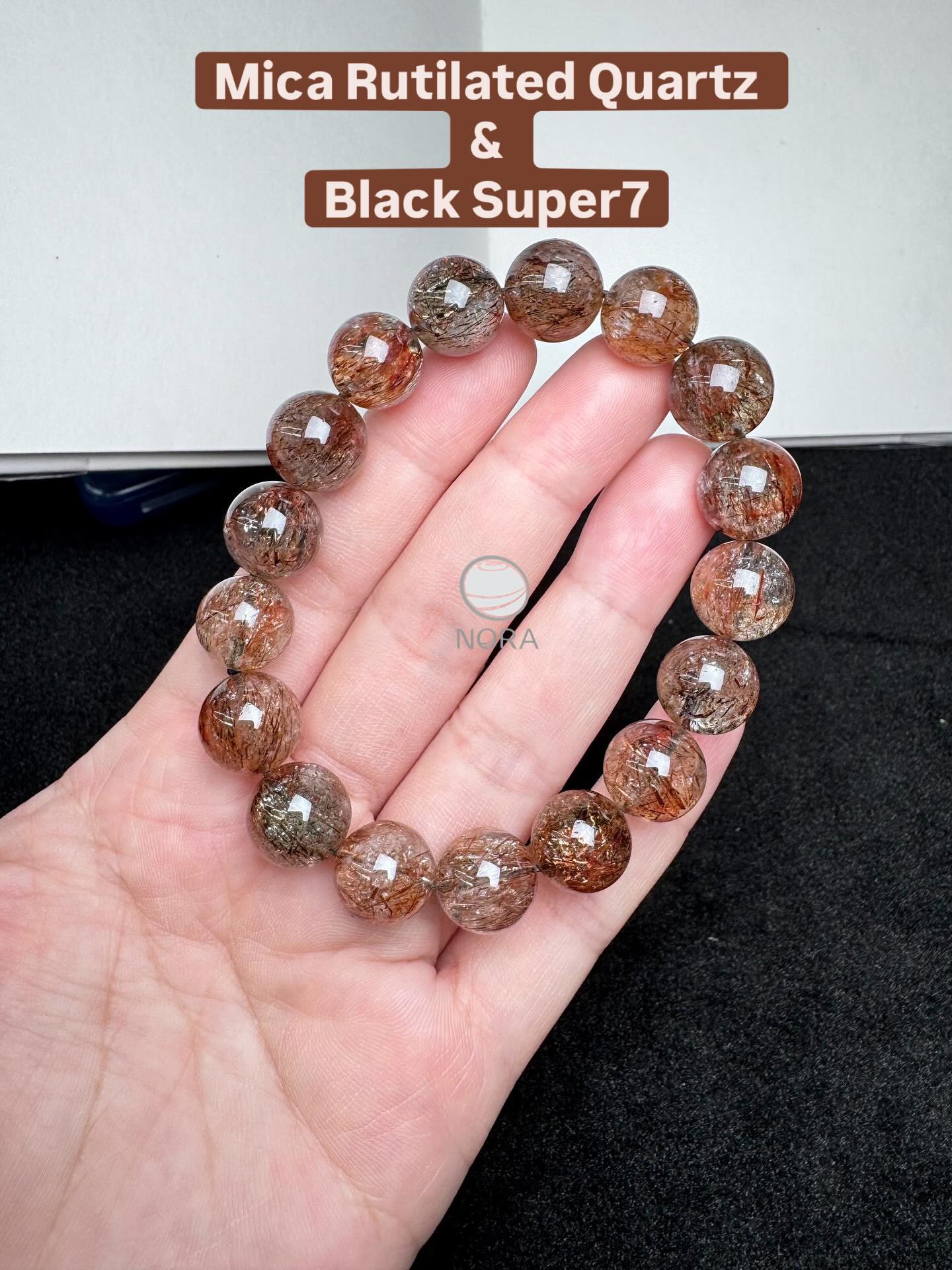 Golden Mica Rutilated Quartz & Black Super7 : แร่ซุปเปอร์ 7 ,แร่ไมก้า หรือ ไหมเศรษฐีซุปเปอร์เซเว่น