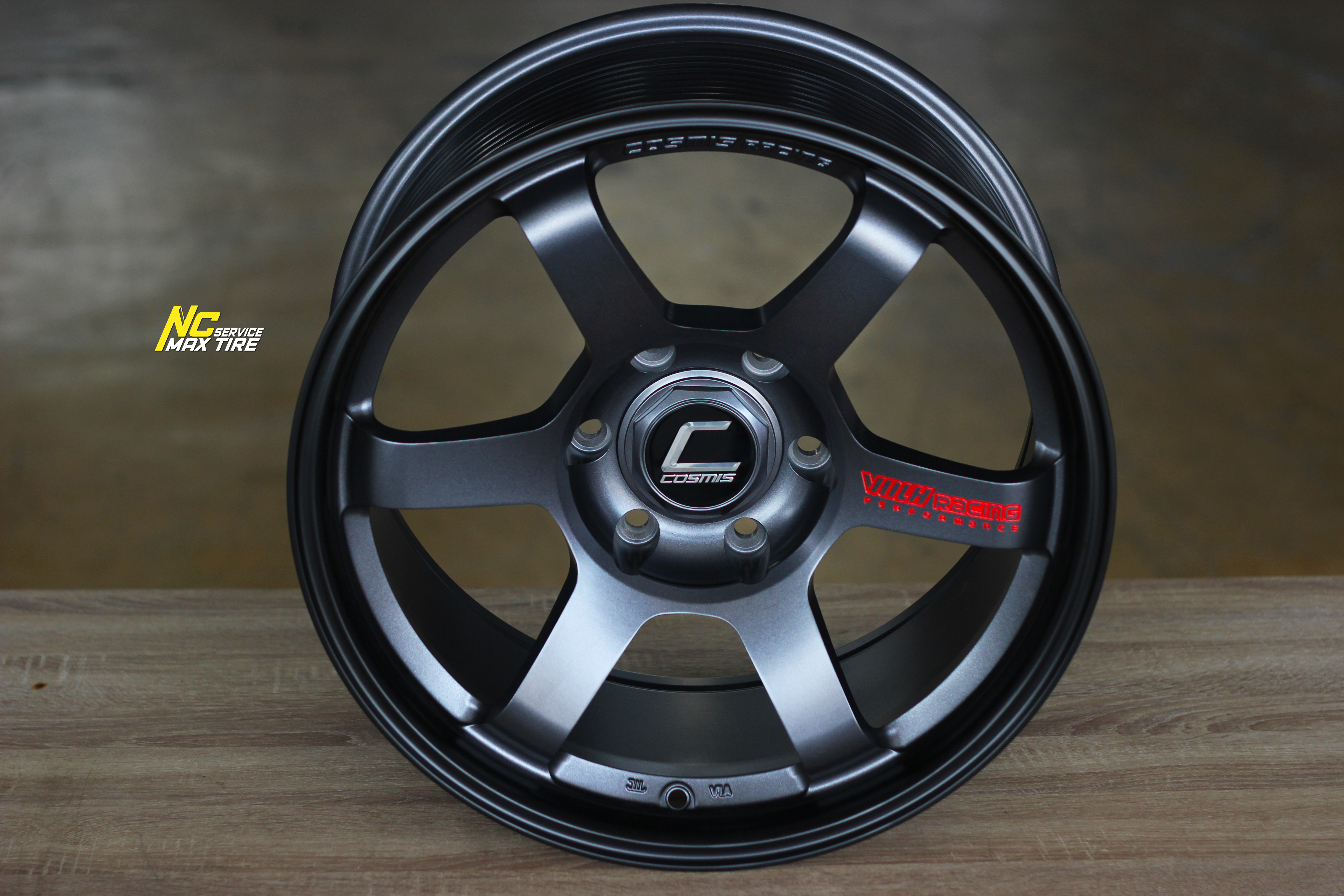 ล้อแม็กขอบ18 / Cosmis / RG-06SR / ล้อแม็กสำหรับรถกระบะ / SUV /PPV / 18x9.0 6H139.7 ET0 / ล้อแม็กสีกัลเทา+ตัวหนังสือแดงที่ก้าน / NC