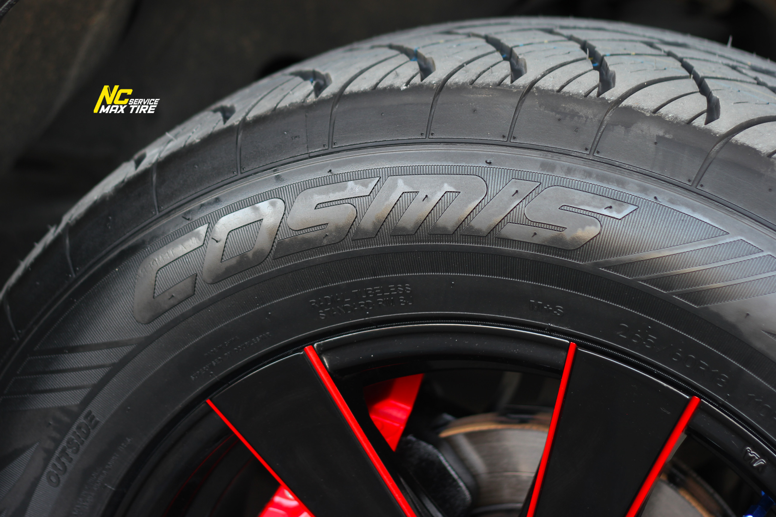 Isuzu D-max ตัวสูง / ล้อแม็กขอบ18 / Cosmis / InnerlineS4 / ล้อแม็ก7ก้านทรงใบพัด / ล้อแม็กสีดำCNCข้างก้านแดง / 18x8.5 6H139.7 ET35