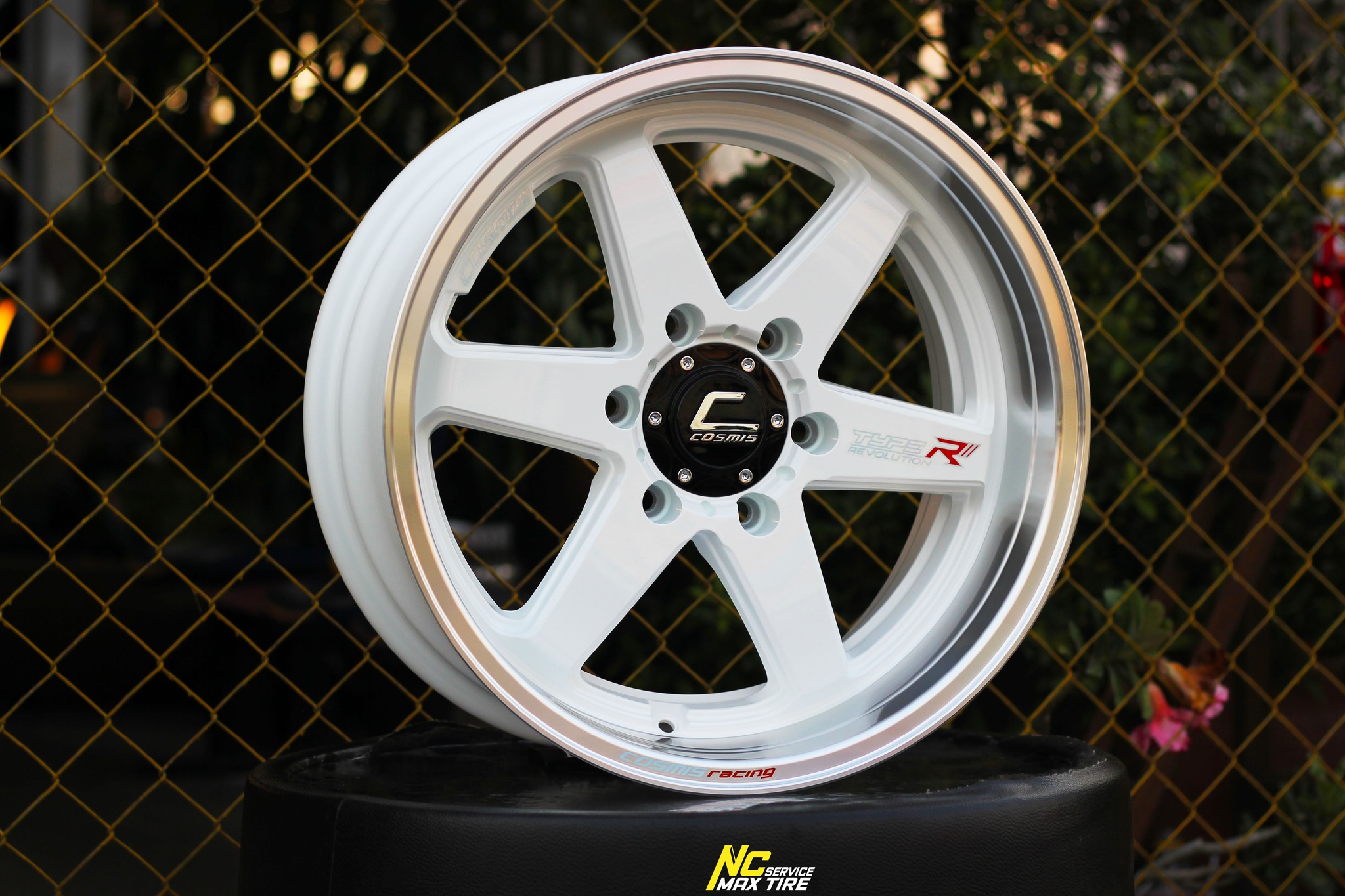 ล้อแม็กขอบ18 / Cosmis / Type-R Revolution / ล้อแม็กสีพิเศษ / 18x8.5 6H139.7 ET22 / CUSTOM COLOR / ล้อแม็กขาวทั้งวง+ขอบเงา+เพลท / ล้อแม็กสำหรับรถกระบะ