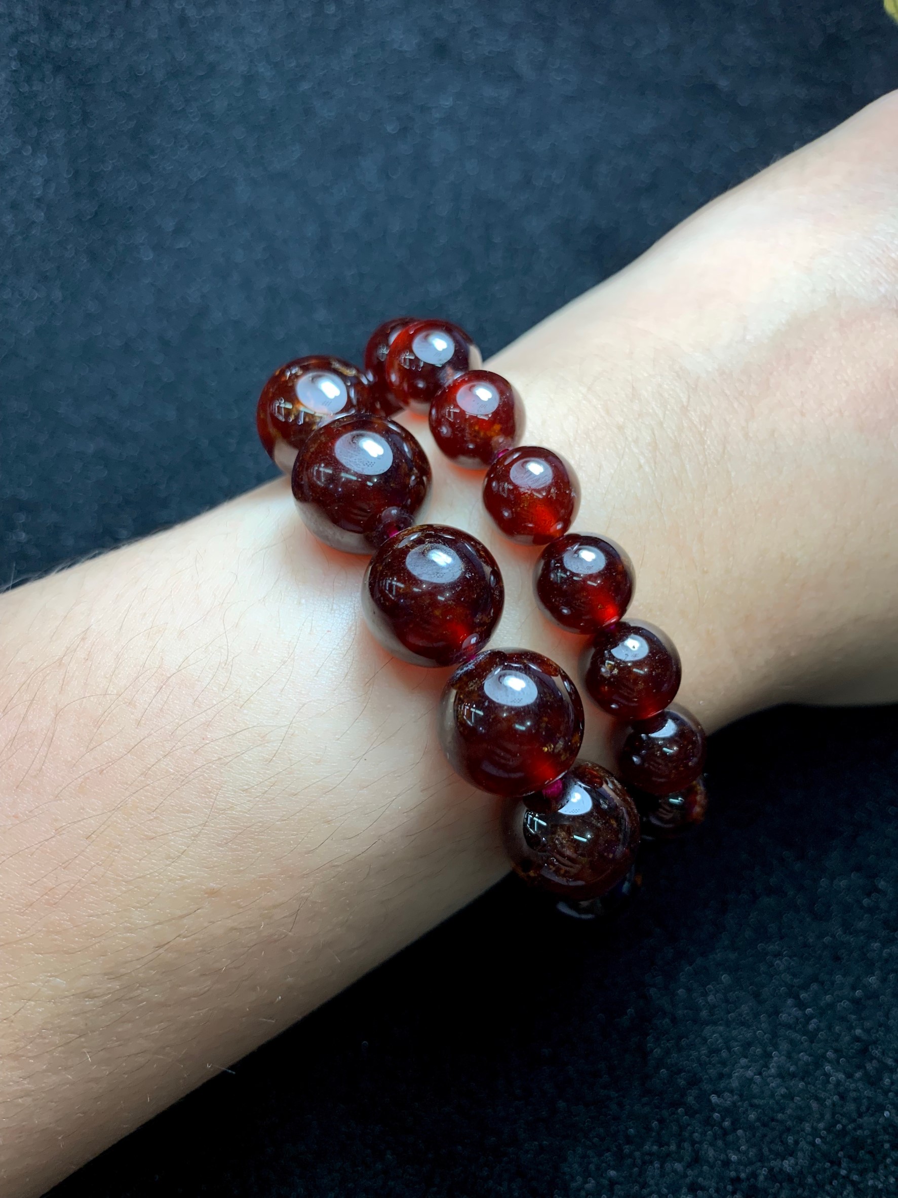โกเมนแดง GARNET AAA+ เนื้อใส โปร่ง สีแดงก่ำ เกรดดีที่สุด