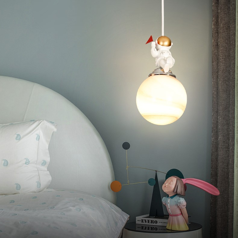 CT169A110 SOTMIA ไฟหัวเตียง ไฟอวกาศ ไฟห้อย ไฟเจ้าหญิง โคมไฟแต่งห้องเด็ก โคมไฟ