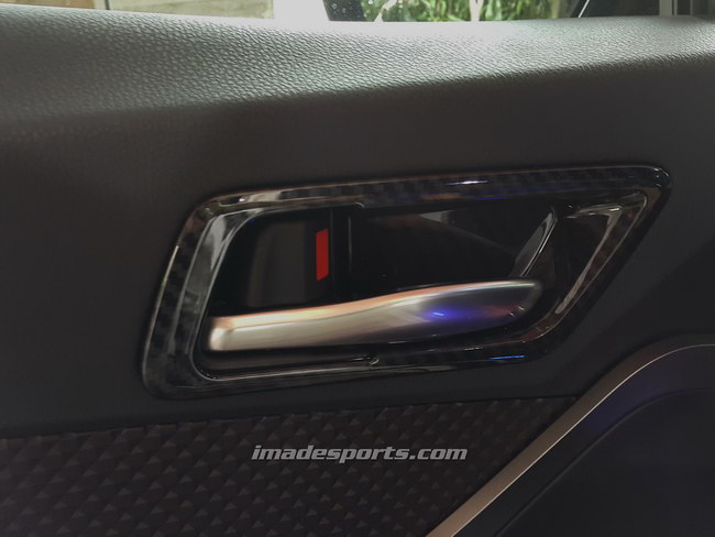 คิ้ว มือจับประตูด้านใน C-HR Kevlar
