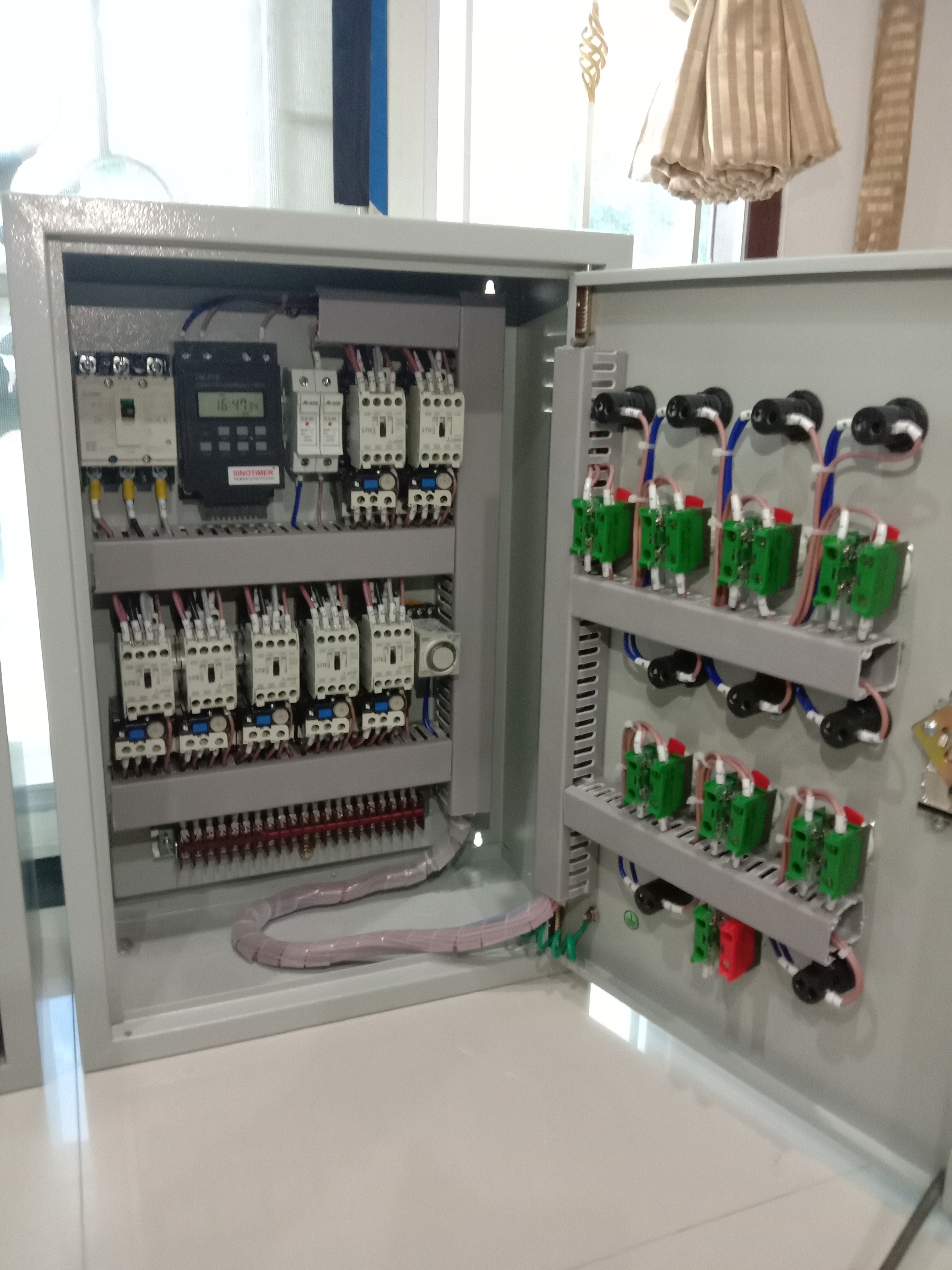 ผลงาน - ระบบตู้คอลโทรล