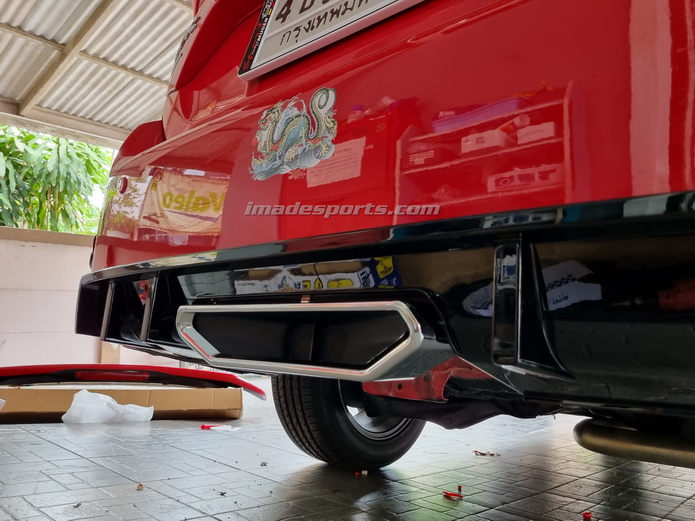 ลิ้นหลัง Diffuser พร้อมคิ้วท่อ Civic FC 2016-2019