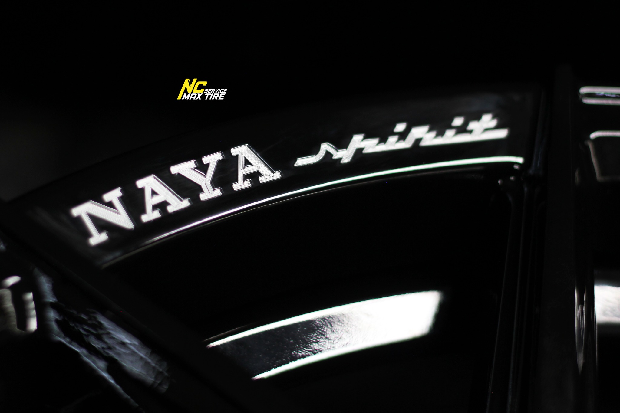 ล้อแม็กขอบ18 / Cosmis / NAYA / Alpha-6 / 18×9.0 6H139.7 ET20 / ล้อแม็กสีดำเงาทั้งวง / สำหรับกระบะตัวสูง SUV PPV / NC