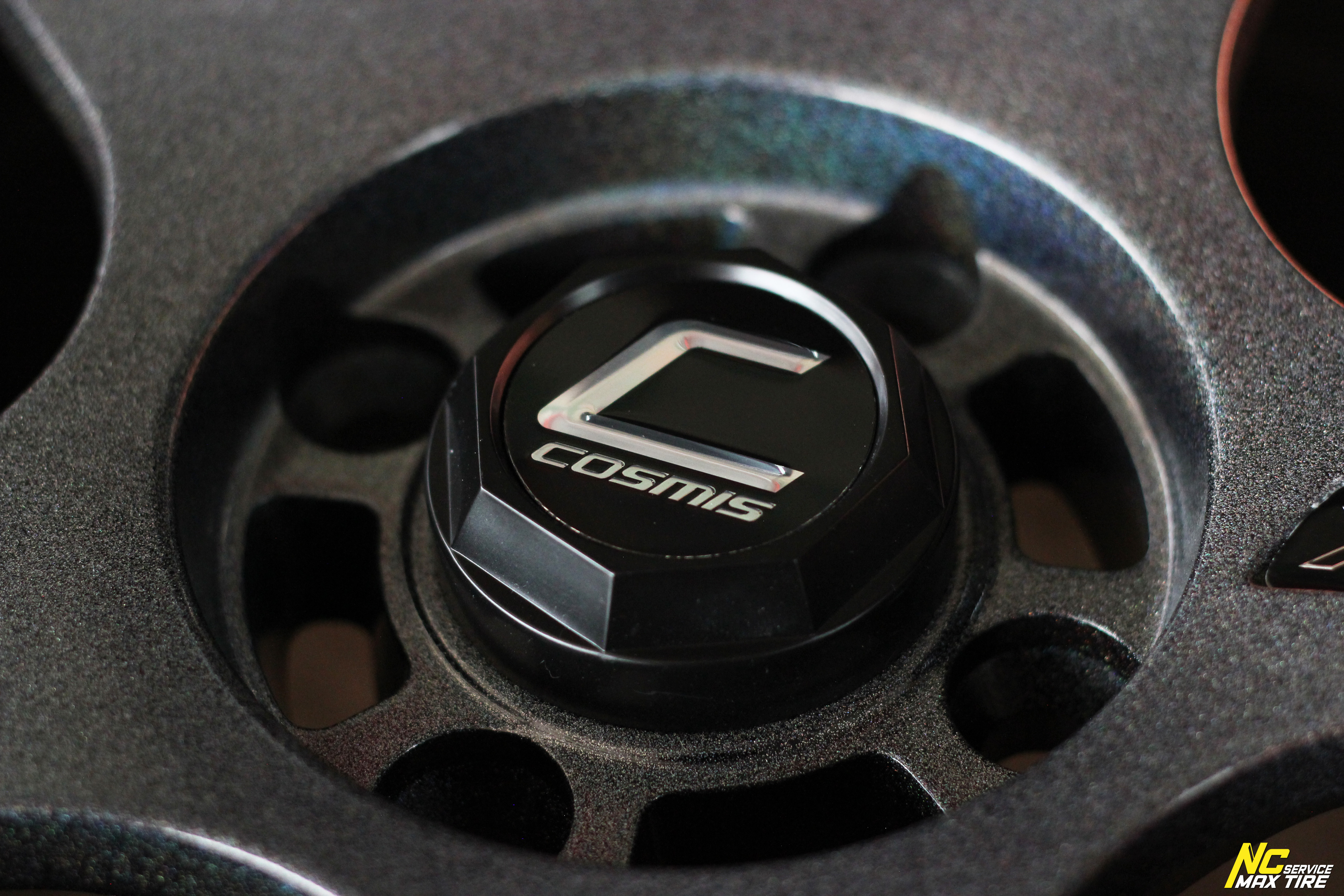 ล้อแม็กขอบ15 / Cosmis / XT-005RS / ล้อแม็กสีพิเศษ / Custom Color / 15x7.0 4H100 ET35 / Power Silver Black / Orange Gold