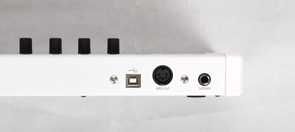 เปียโน Midiplus X6 Mini 61 Mini Velocity Sensitive Keys USB Midi Keyboard