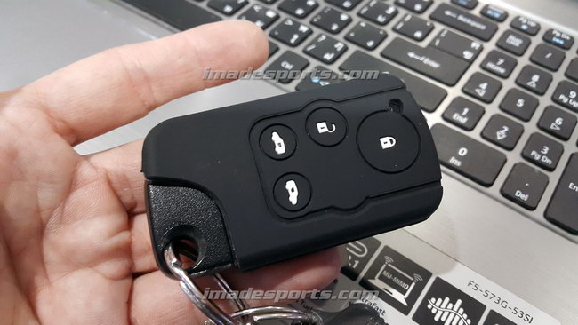 ยางซิลิโคนครบกุญแจ แนวสปอร์ต สำหรับ Stepwagon SPADA