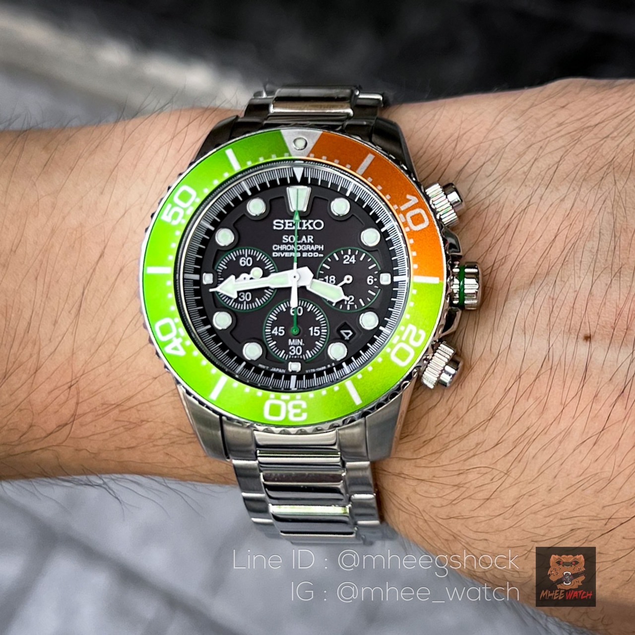 Seiko Limited Solar powered Chronograph Diver's 200M very rare item Kickapoo Juice Color SSC237P1