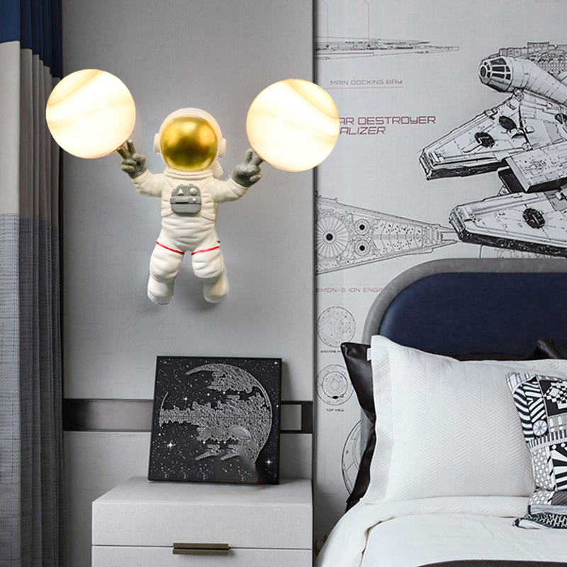 CT169A116 SOTMIA โคมไฟติดหัวนอน โคมไฟติดผนัง ไฟอวกาศ ไฟมนุษย์อวกาศ โคมไฟแต่งห้องเด็ก โคมไฟ