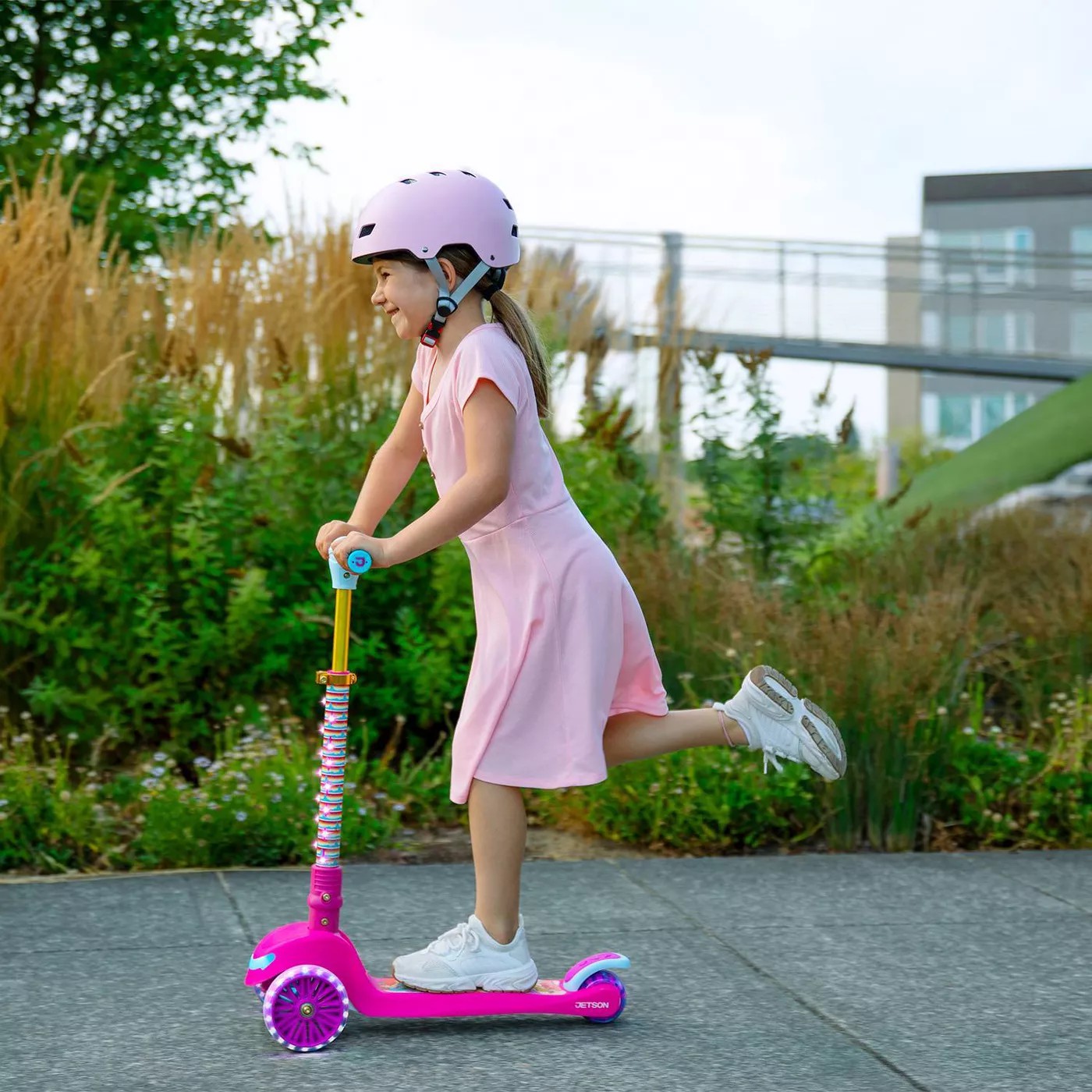 Jetson Disney Princess 3 Wheel Kick Scooter สกู๊ตเตอร์เด็ก 3 ล้อมีไฟ ลายเจ้าหญิง