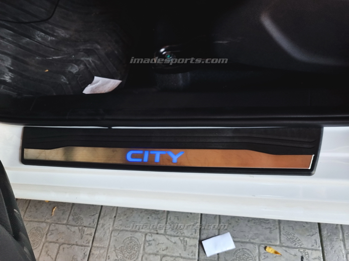 กาบบันได LED สปอร์ต City 2020-2023
