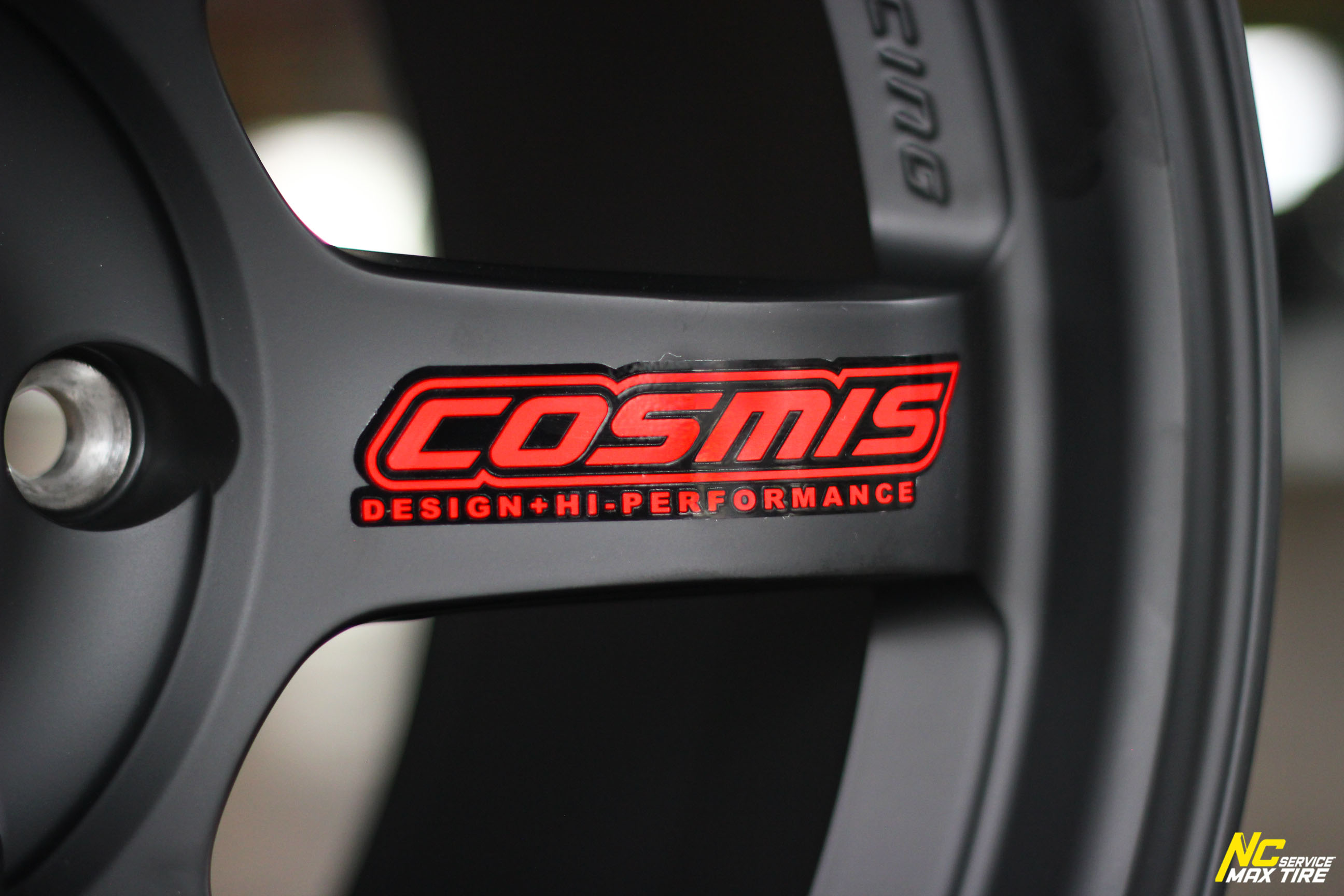 ล้อแม็กขอบ18 / Cosmis / RG-06S / ก้านยก / ออฟ15 / 18x9.0 6H139.7 ET15