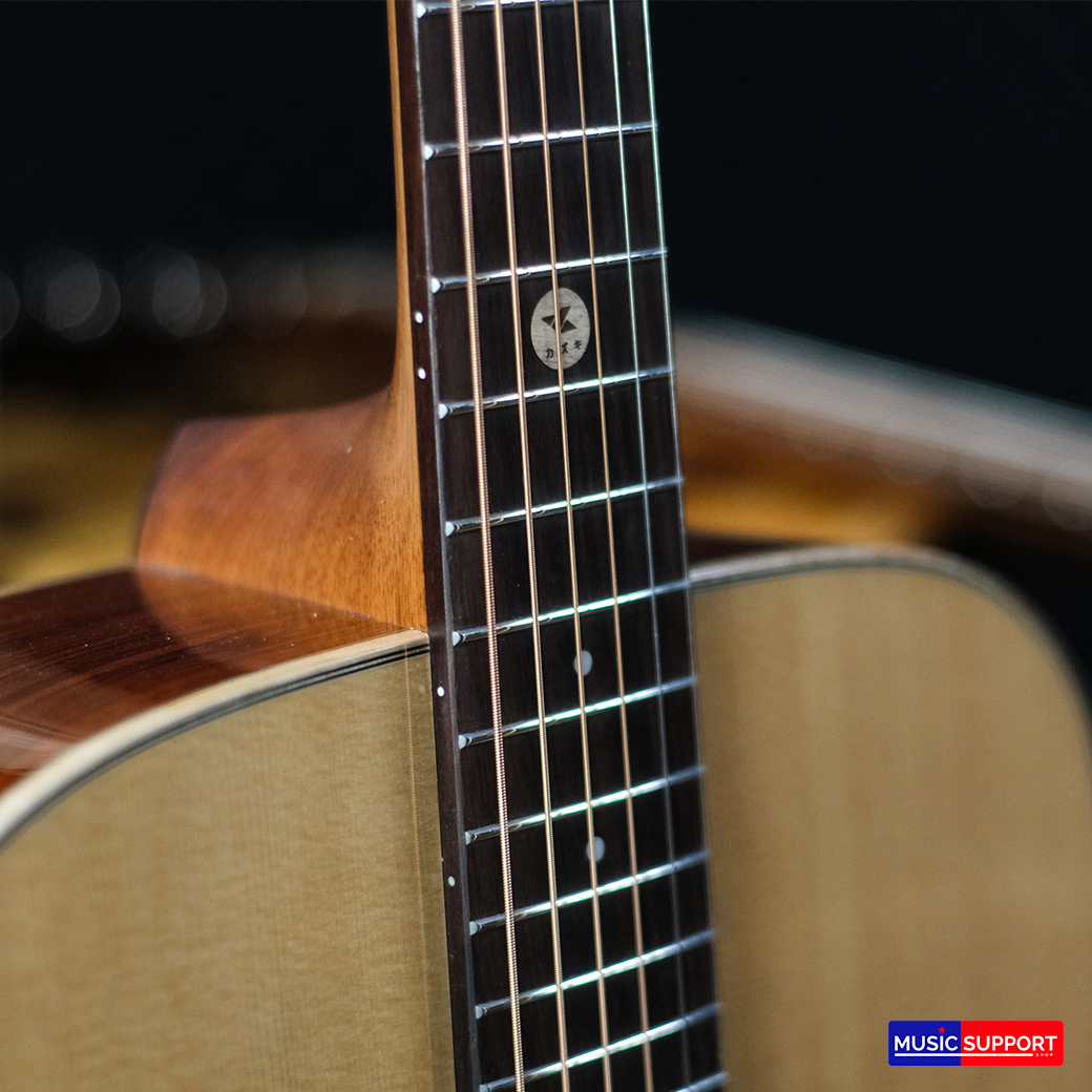 Kazuki กีต้าร์โปร่งไฟฟ้า Exotic Series ไม้ Cocobolo ทรง Dreadnought ปิ๊กอัพ Transacoustic +กระเป๋า