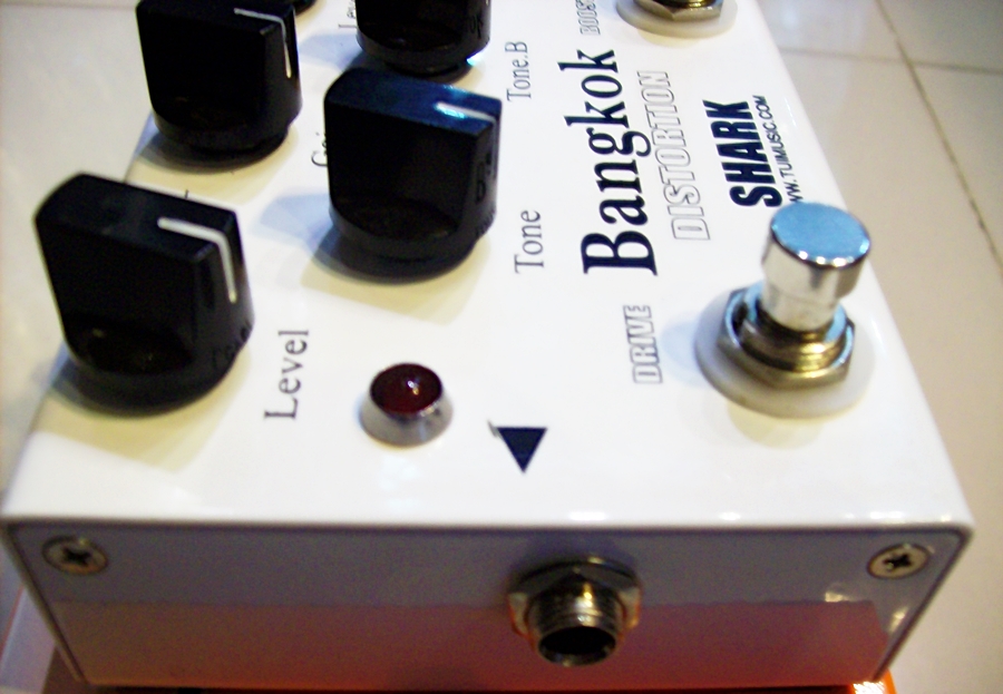 Shark Bangkok Distortion Guitar Effect Pedal