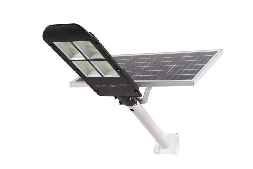 โคมไฟถนนโซล่าเซลล์ LED 300W IWACHI (แผงแยกกับตัวโคม) ชิ้น 2020-10-27 14:43:20 2024-06-11 14:44:45